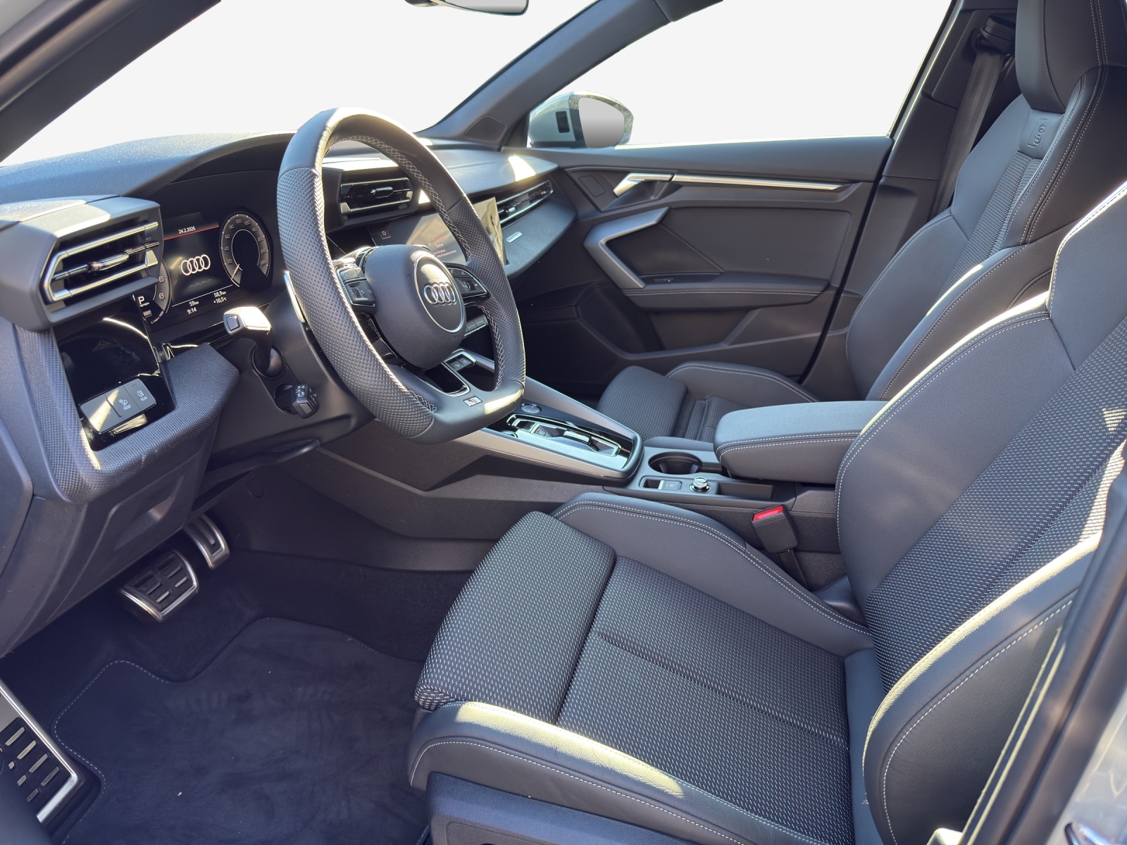 AUDI A3 Sportback TFSI e 150 kW Attraction S-tronic-image-7