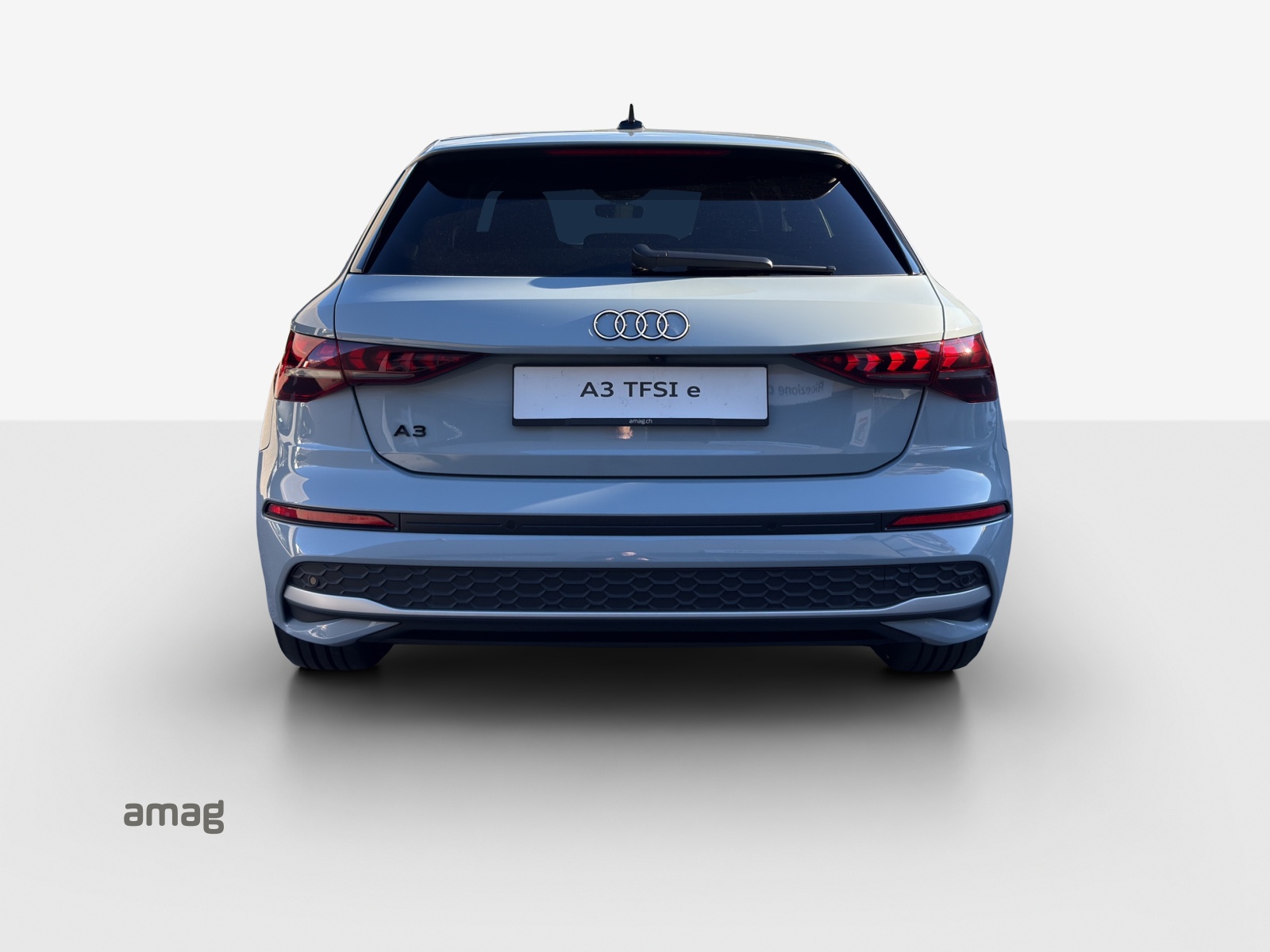 AUDI A3 Sportback TFSI e 150 kW Attraction S-tronic-image-3