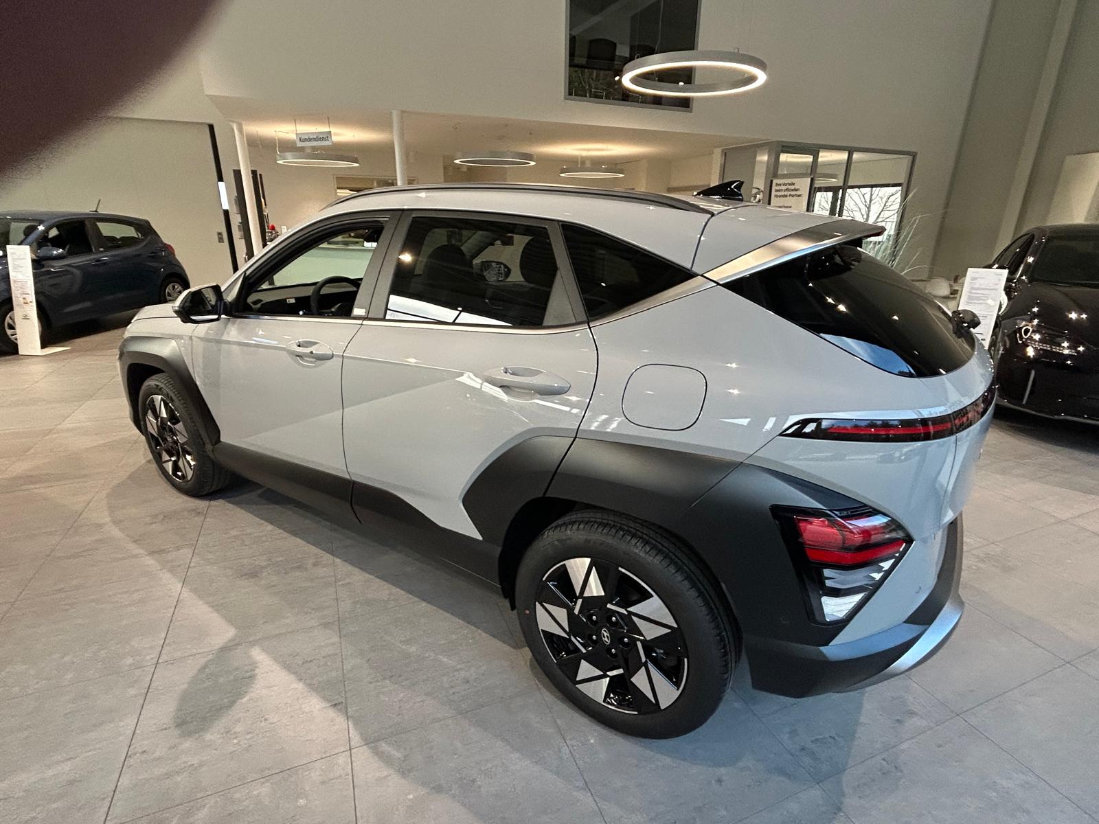HYUNDAI Kona 1.6 GDi HEV Amplia DCT-image-1