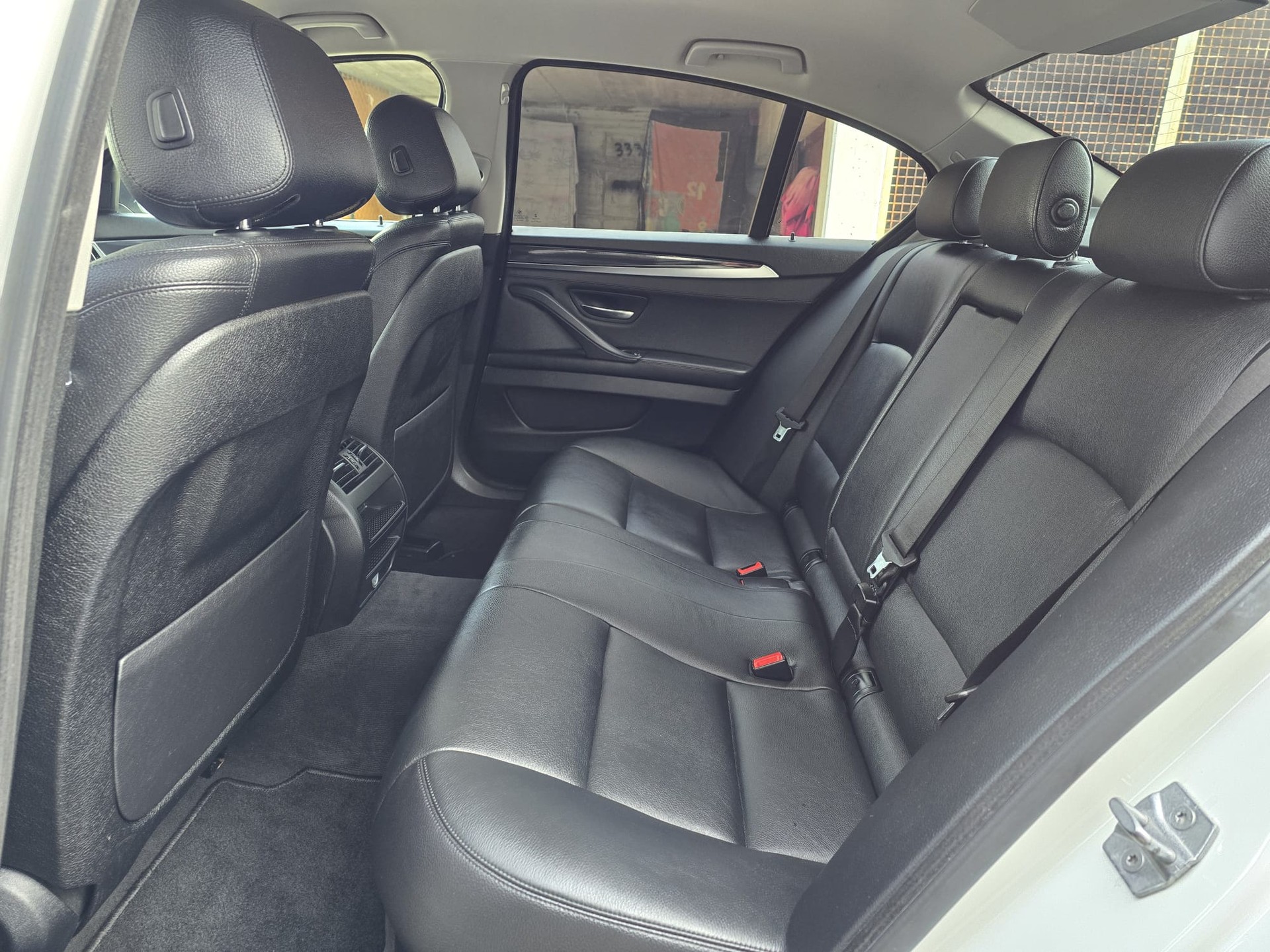 BMW 520D-image-14