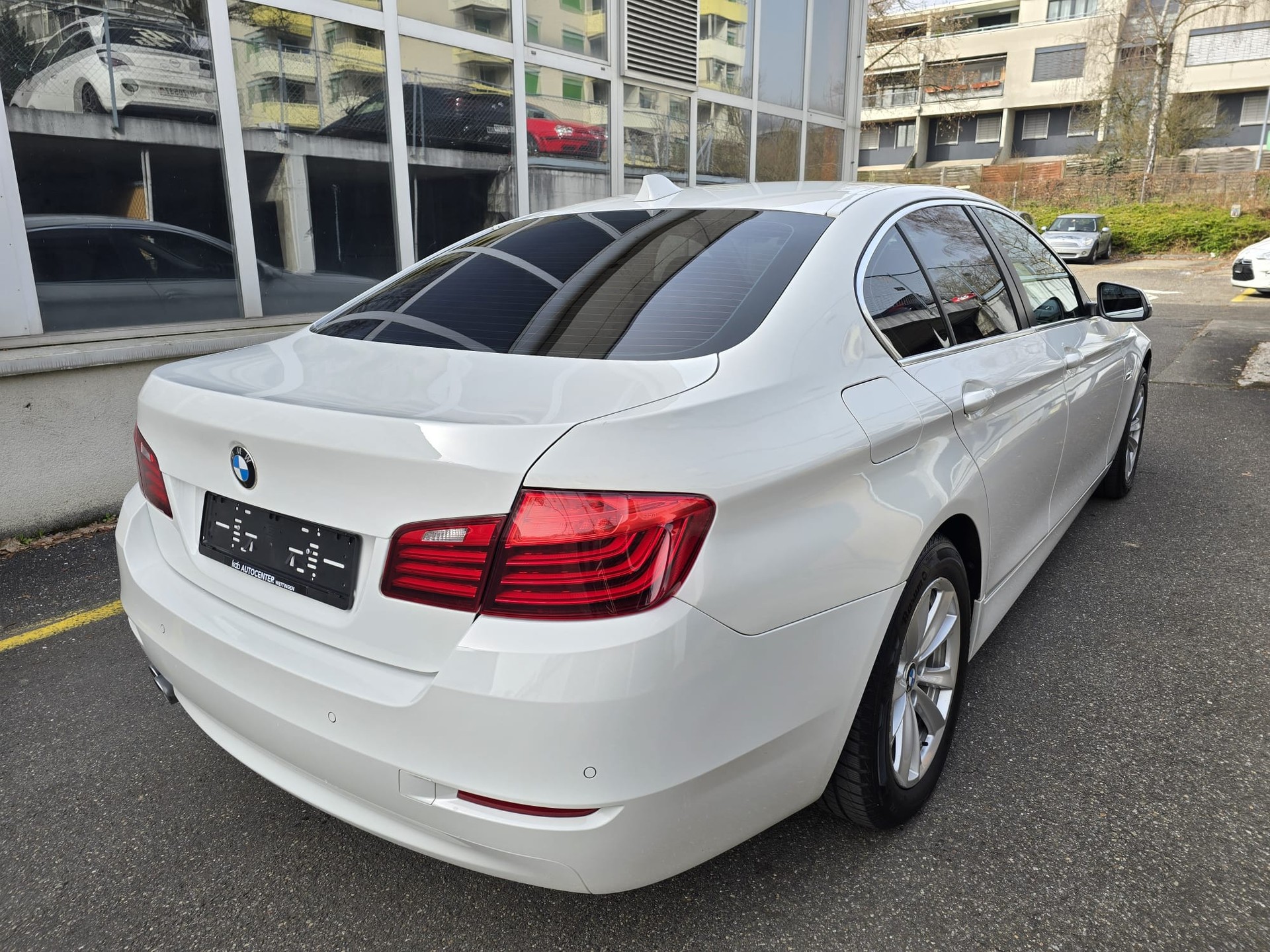 BMW 520D-image-3