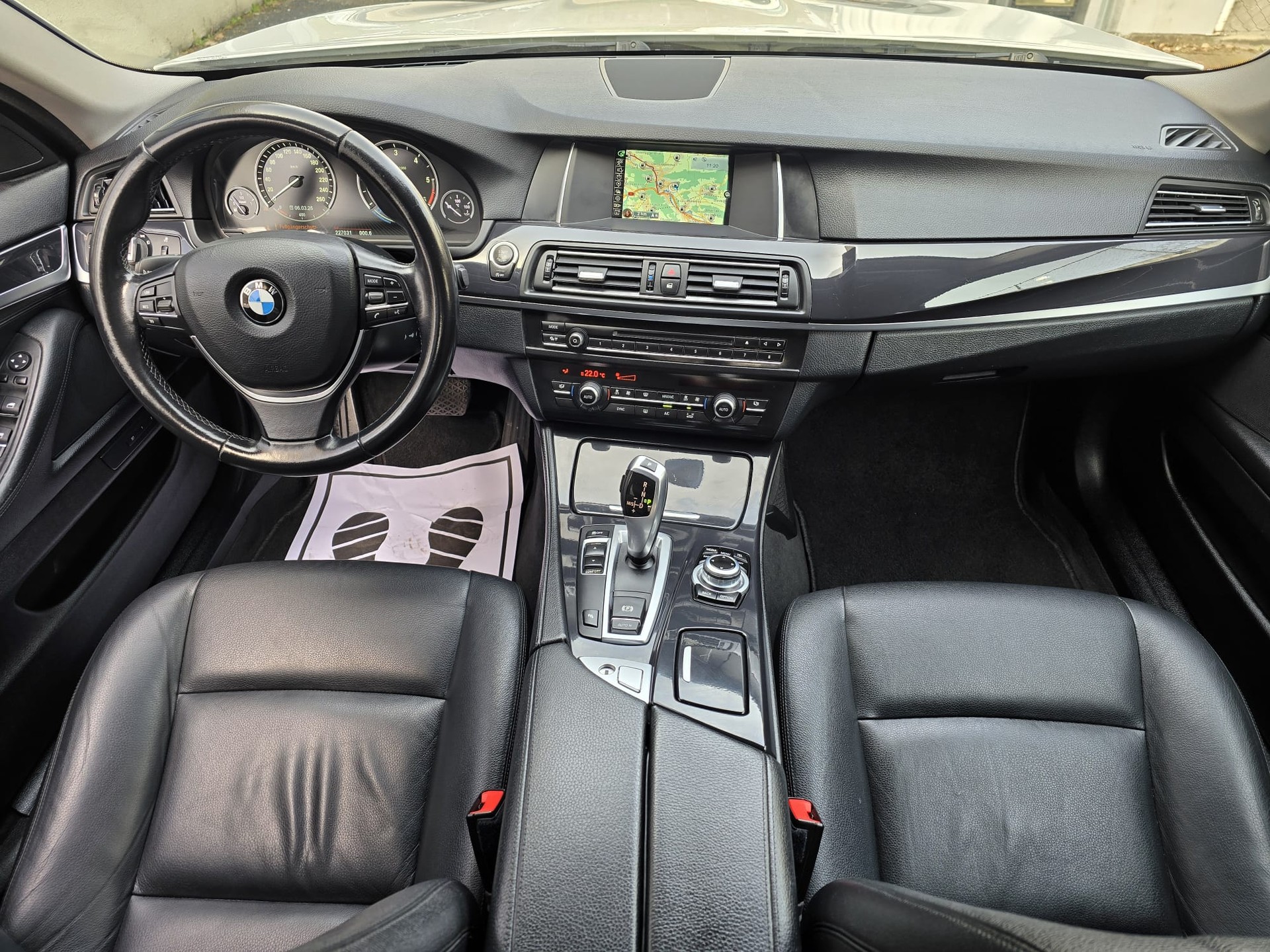 BMW 520D-image-11