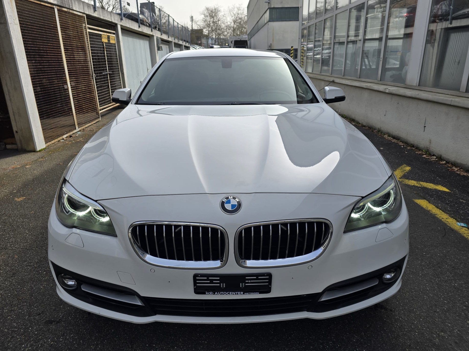 BMW 520D-image-1