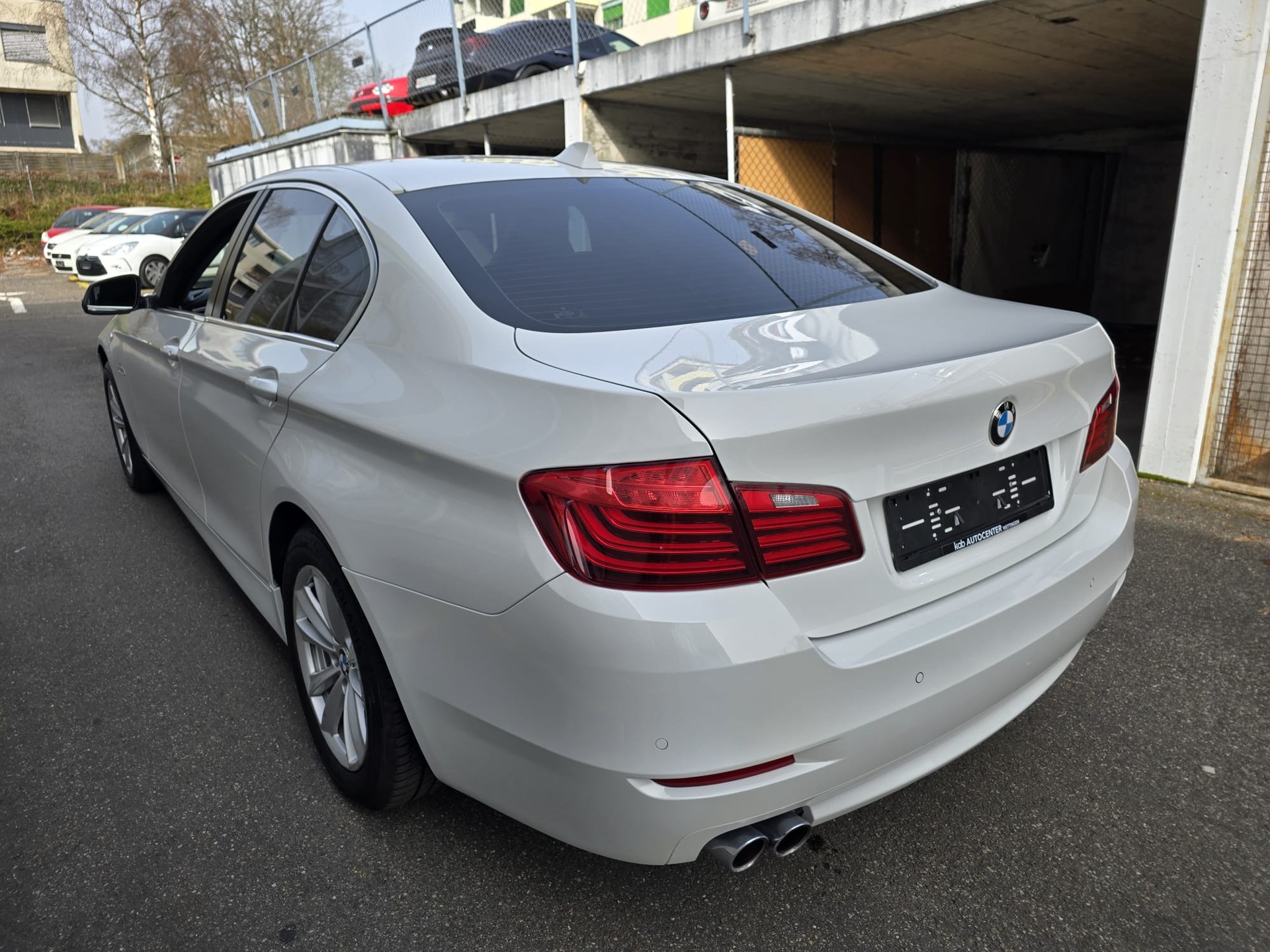 BMW 520D-image-4