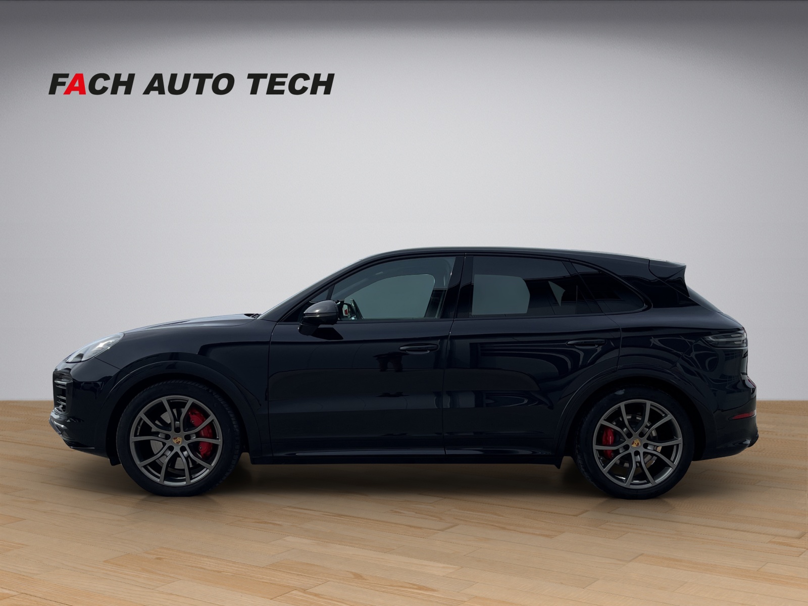 PORSCHE Cayenne 4.0 V8 GTS-image-2