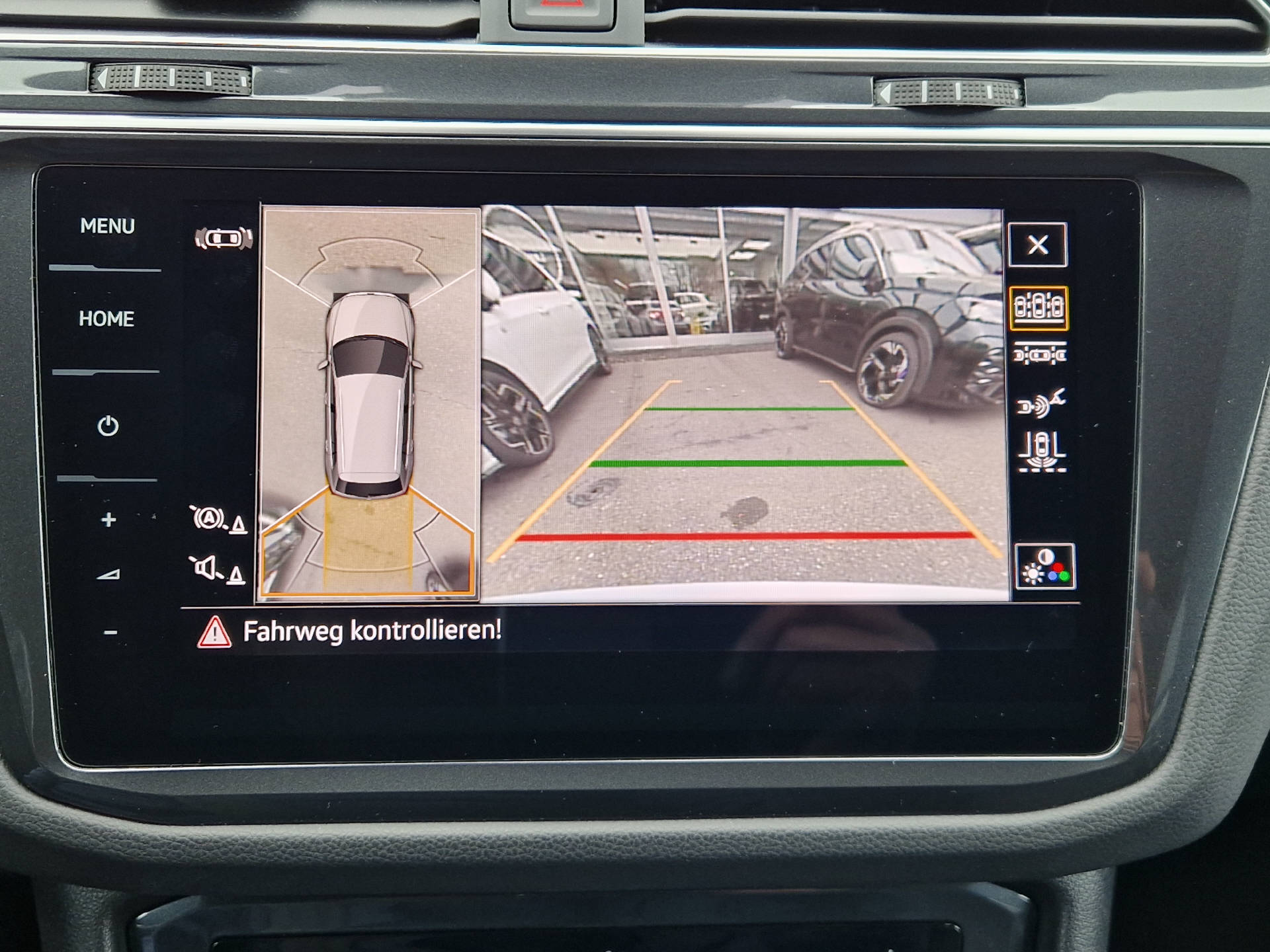 VW Tiguan 2.0 TDI R-Line DSG-image-16