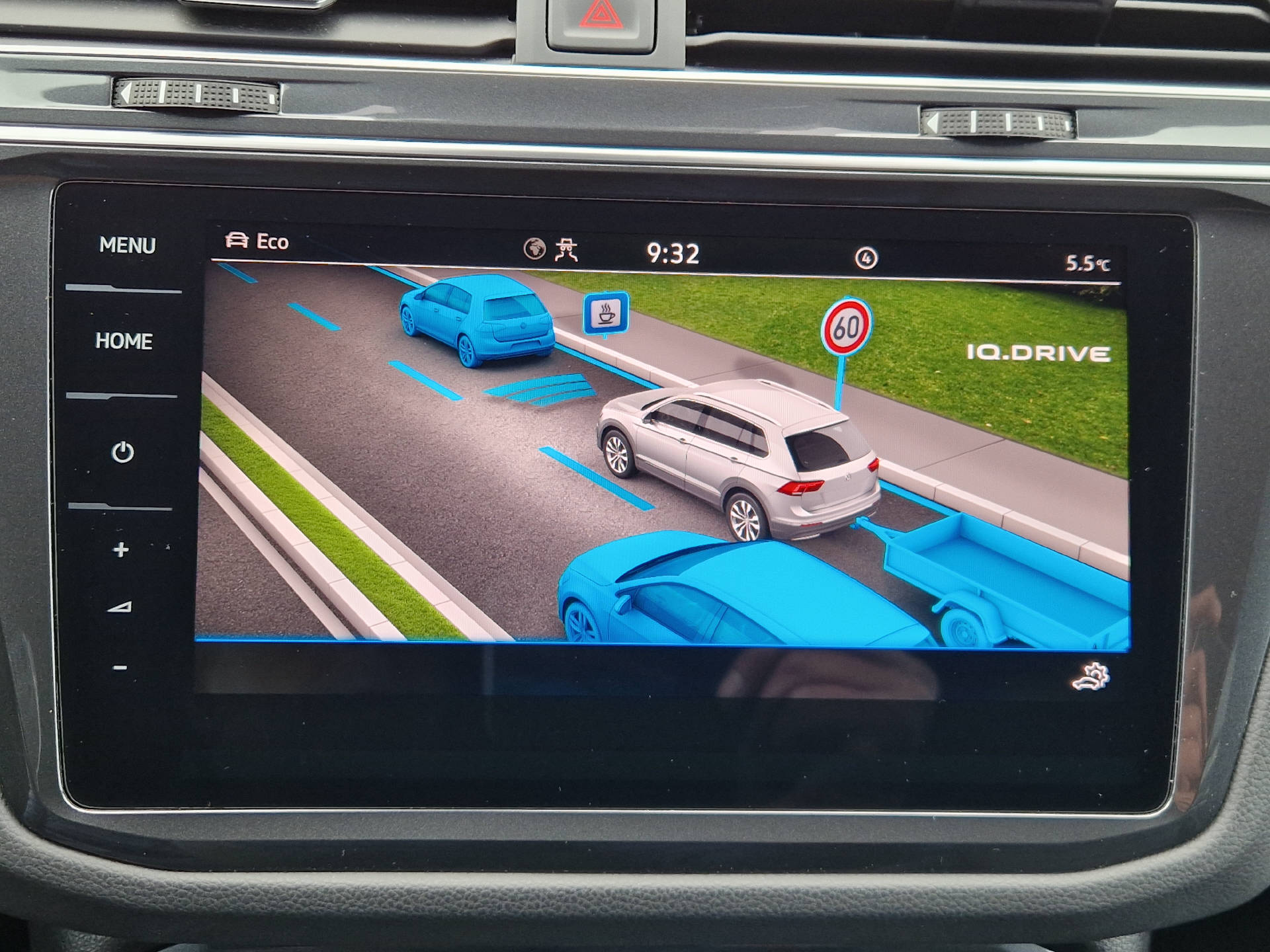 VW Tiguan 2.0 TDI R-Line DSG-image-13