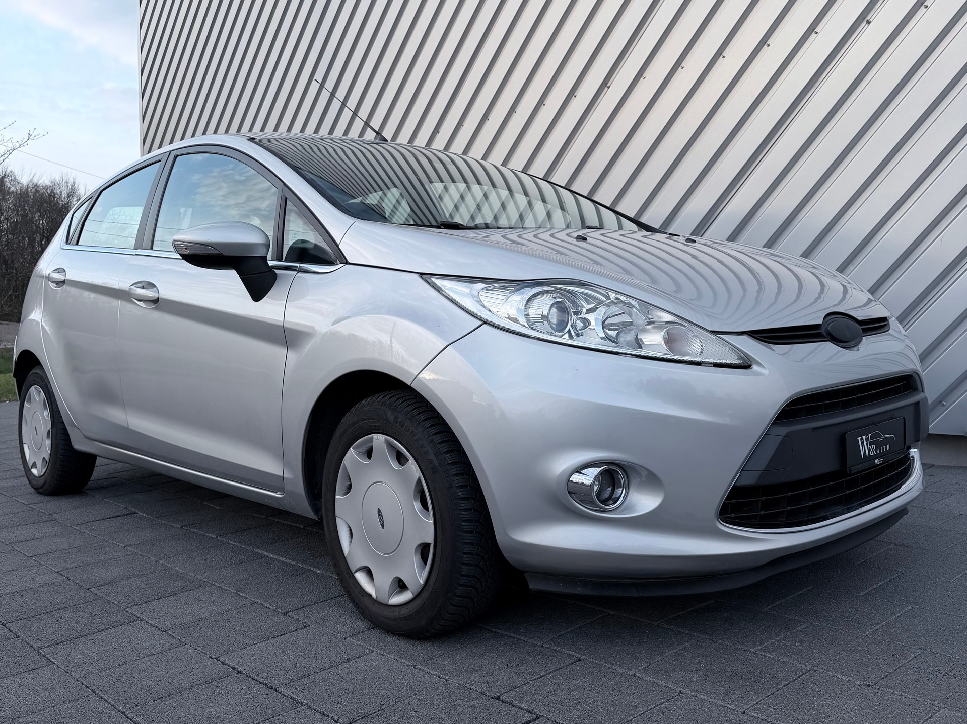 FORD Fiesta 1.4 16V Titanium-image-0