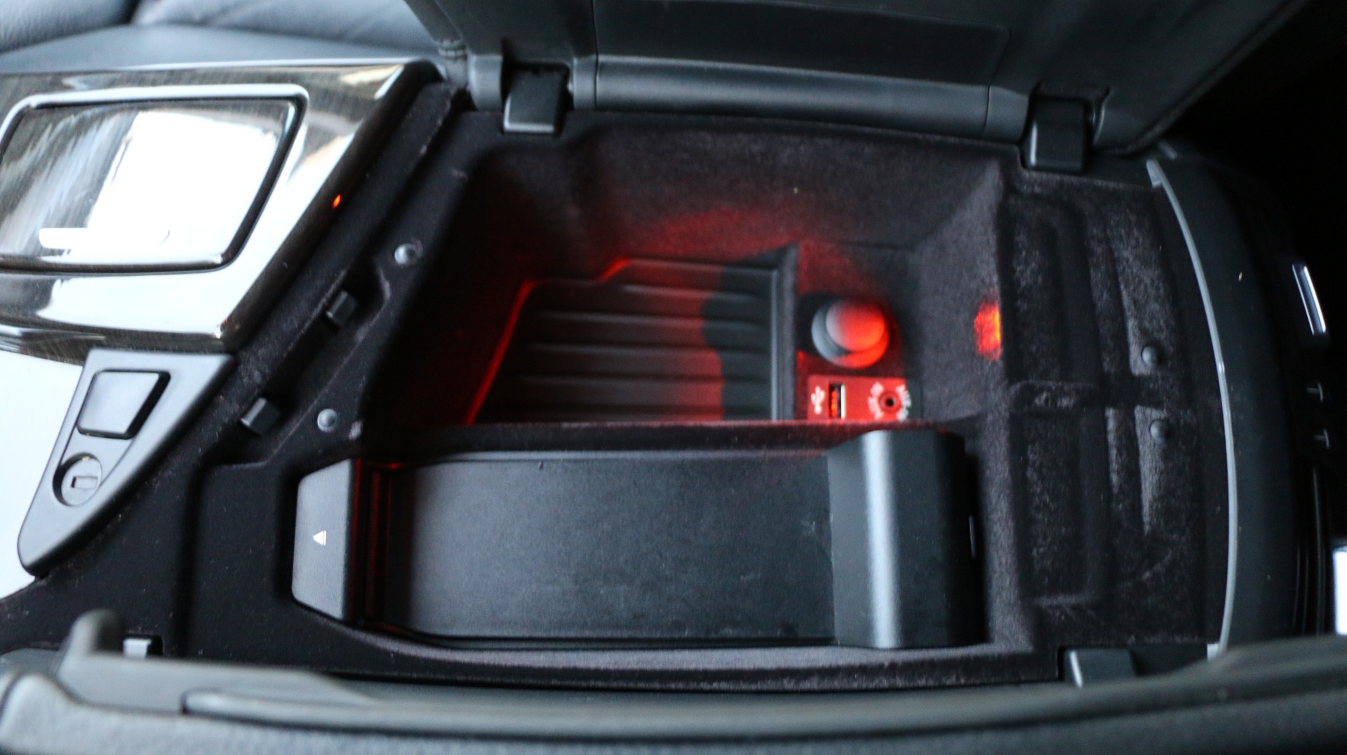 BMW 530d xDrive-image-14