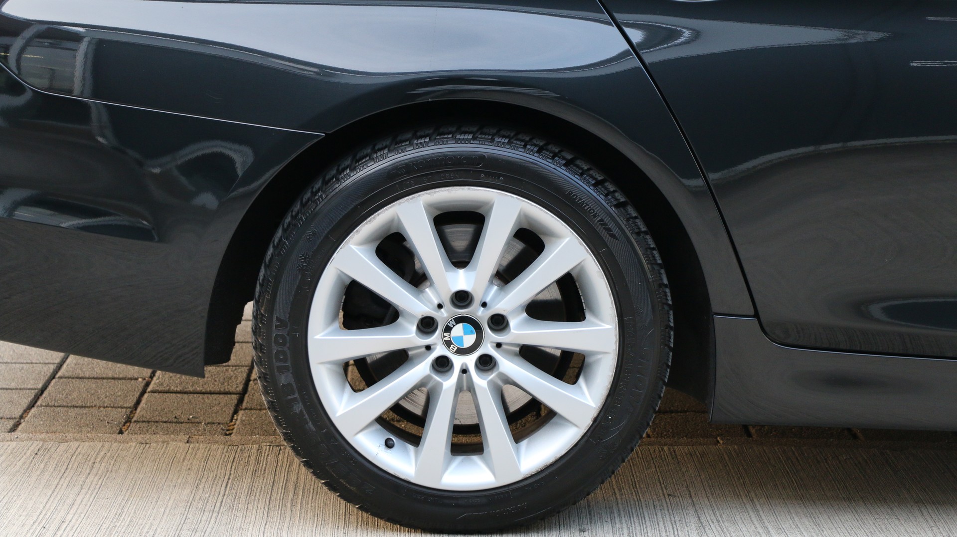 BMW 530d xDrive-image-29