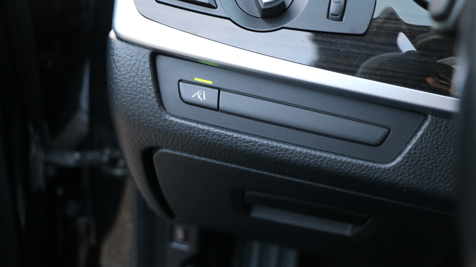 BMW 530d xDrive-image-9