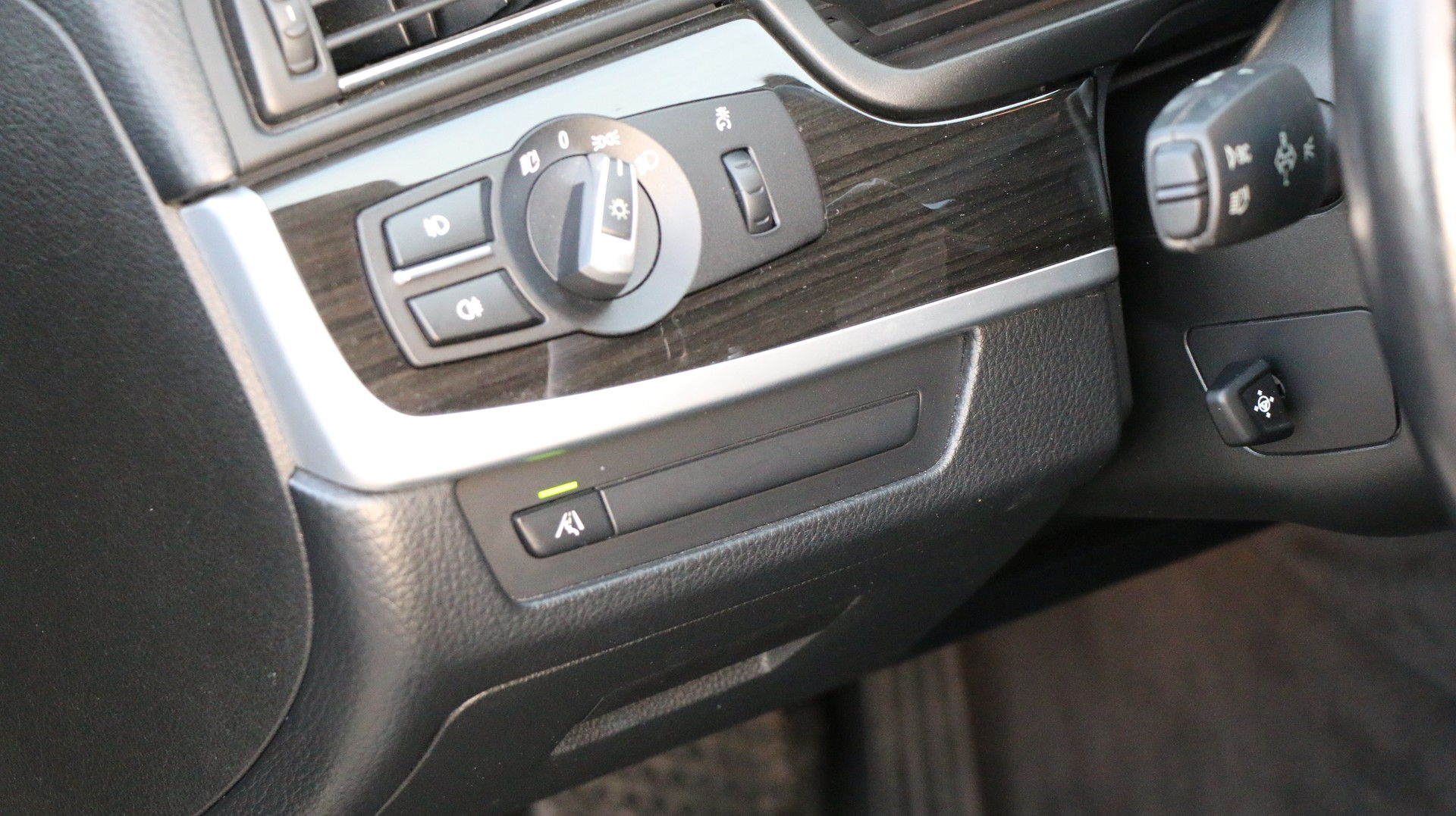 BMW 530d xDrive-image-19