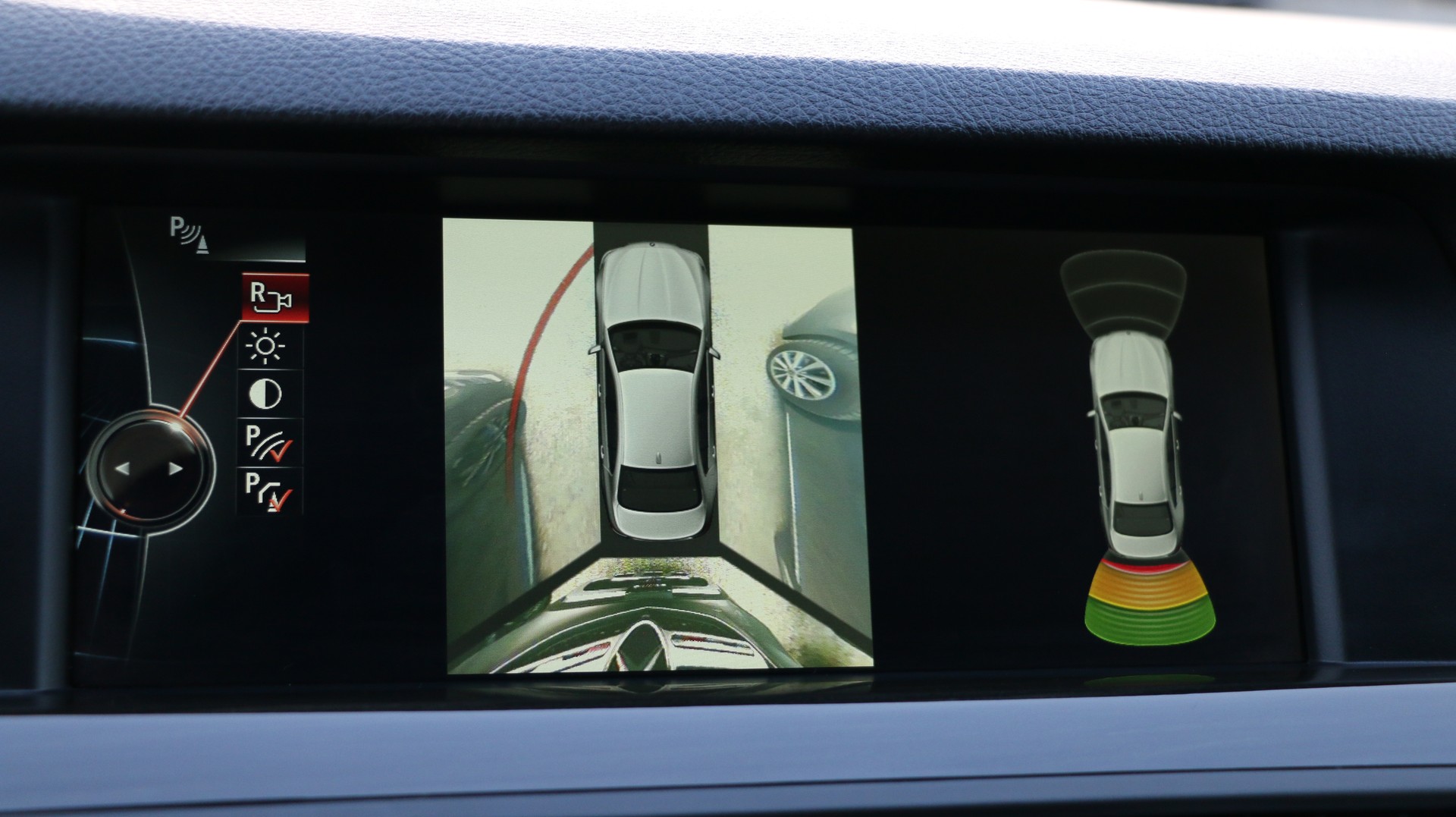 BMW 530d xDrive-image-11