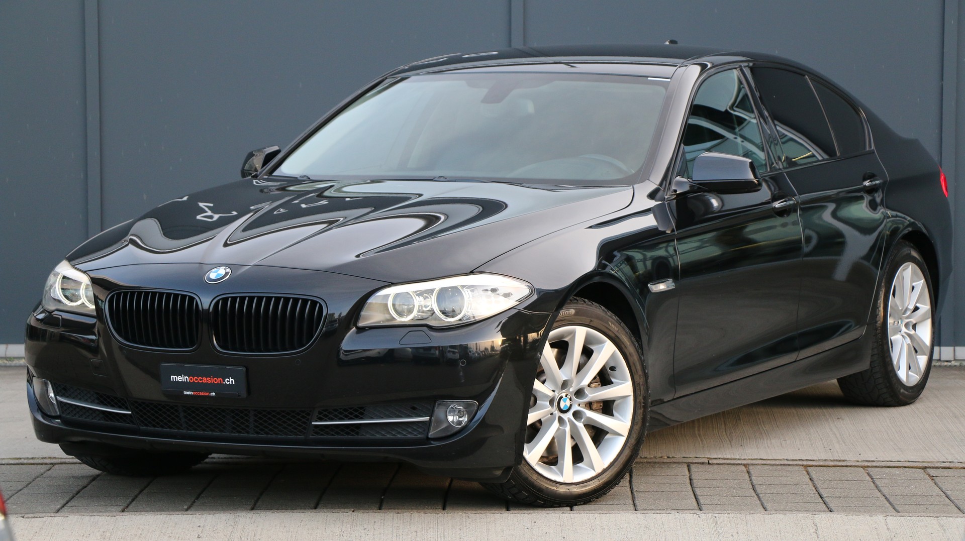 BMW 530d xDrive-image-1