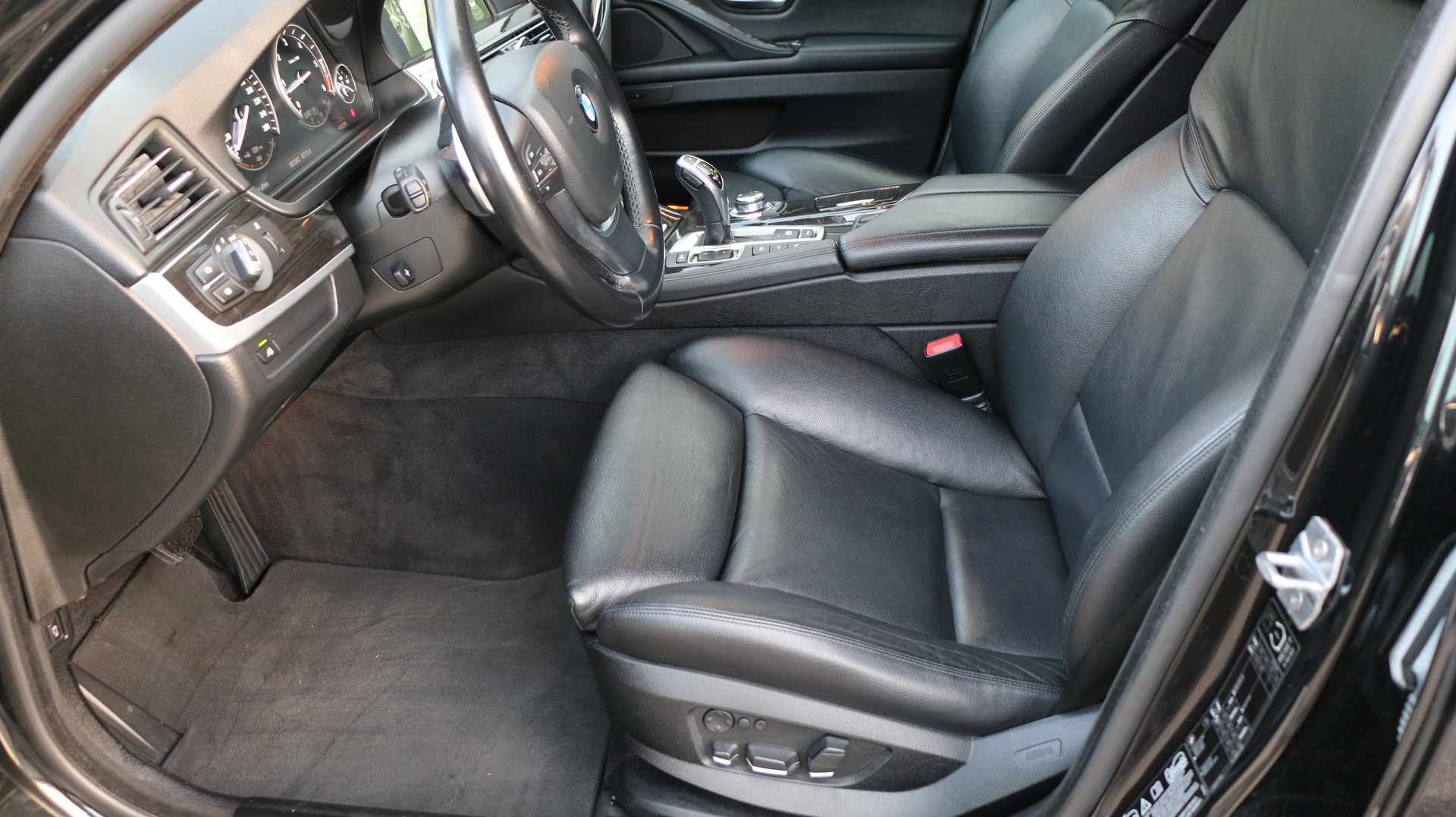 BMW 530d xDrive-image-20
