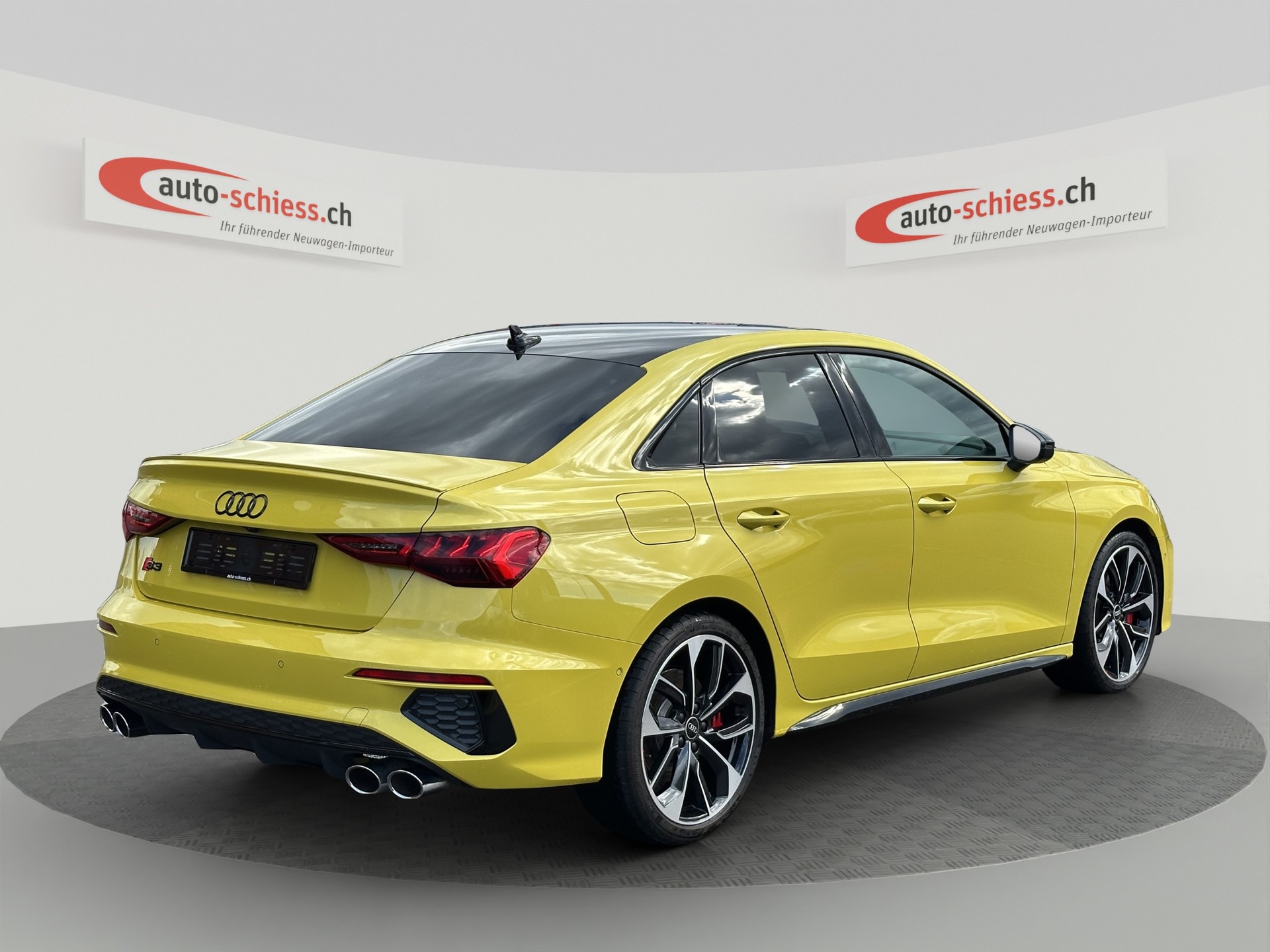 AUDI S3 Limousine 2.0 TFSI quattro Schwarz Plus S-tronic-image-4