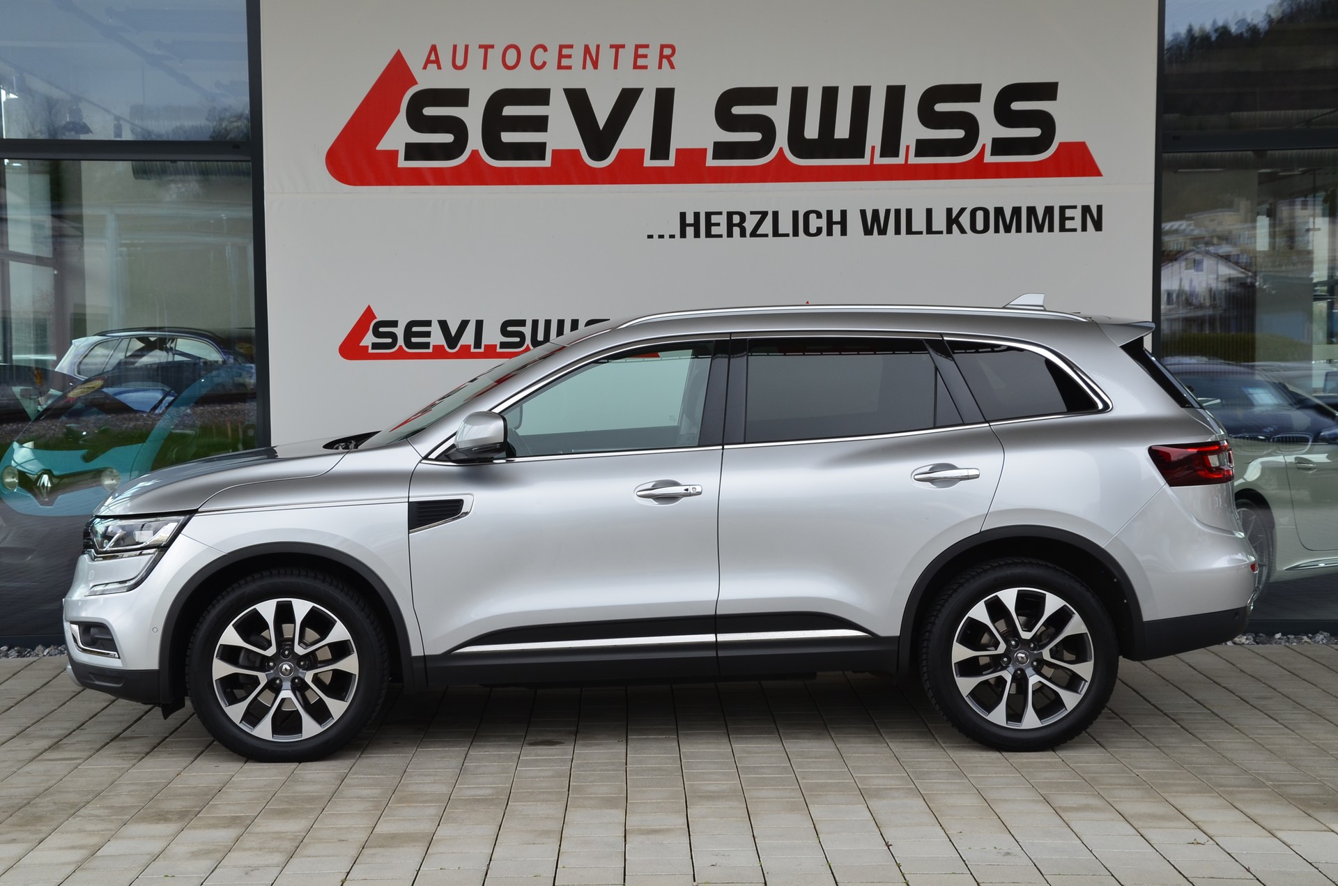 RENAULT Koleos 2.0 dCi Intens 4x4 Xtronic CVT*Ab MFK,1 Jahr oder 20'000km Garantie*-image-6