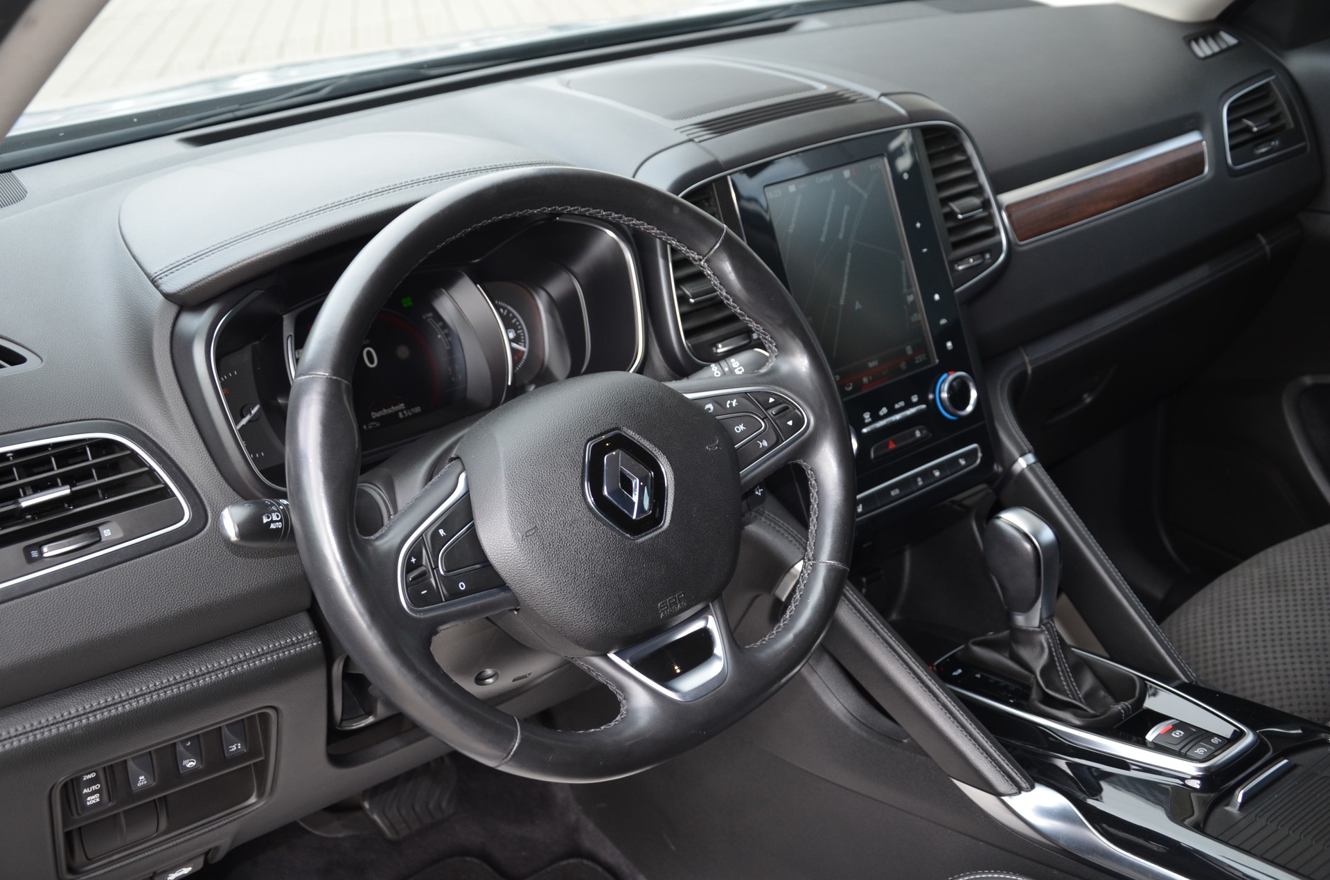 RENAULT Koleos 2.0 dCi Intens 4x4 Xtronic CVT*Ab MFK,1 Jahr oder 20'000km Garantie*-image-14