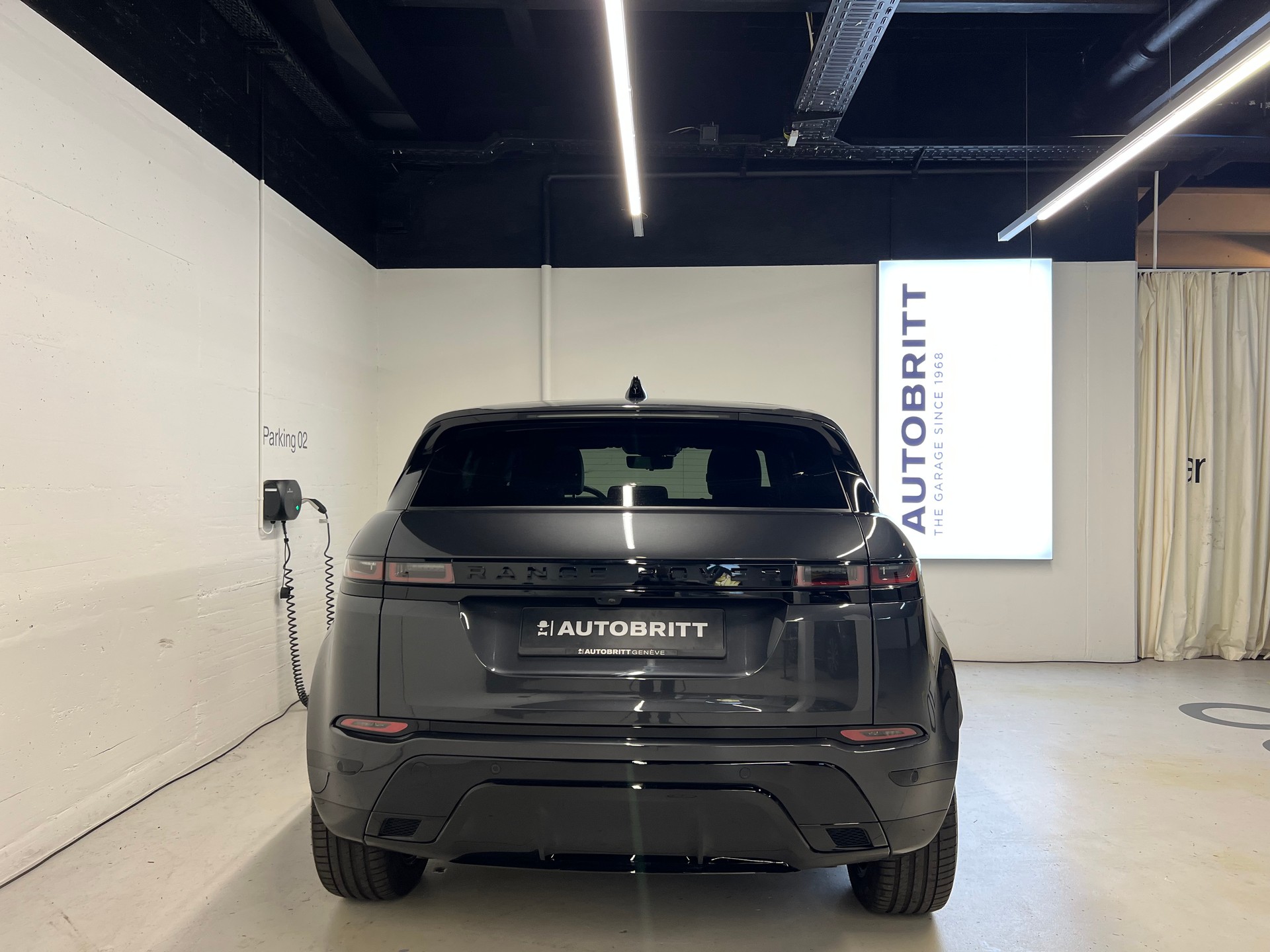 LAND ROVER Range Rover Evoque 1.5 T 300e R-Dynamic Autobiography-image-8