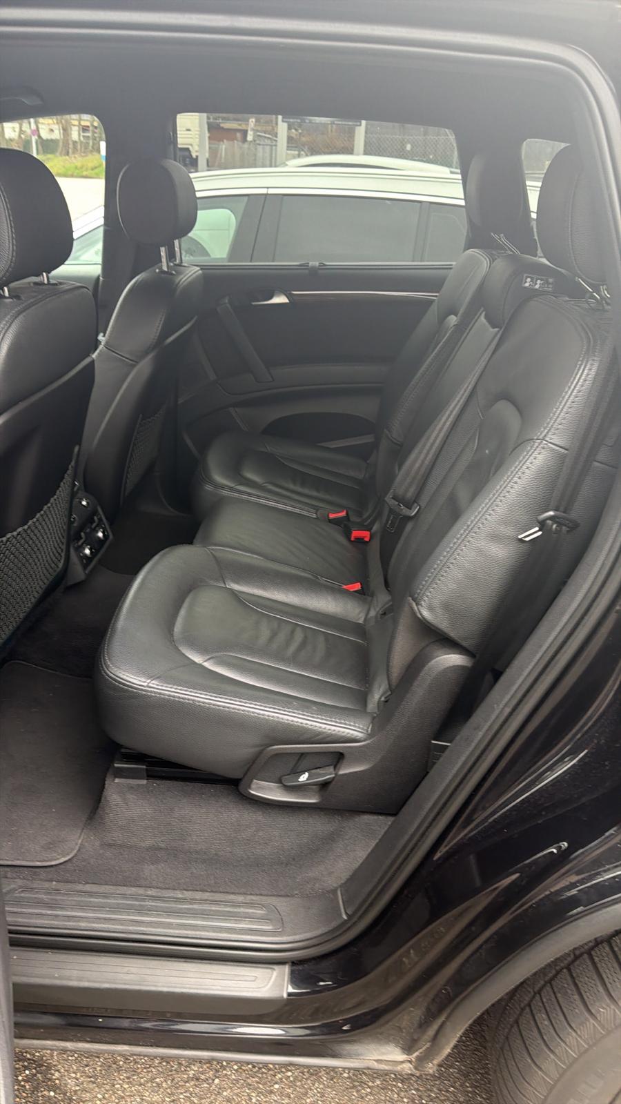 AUDI Q7 3.0 TDI quattro tiptronic-image-3