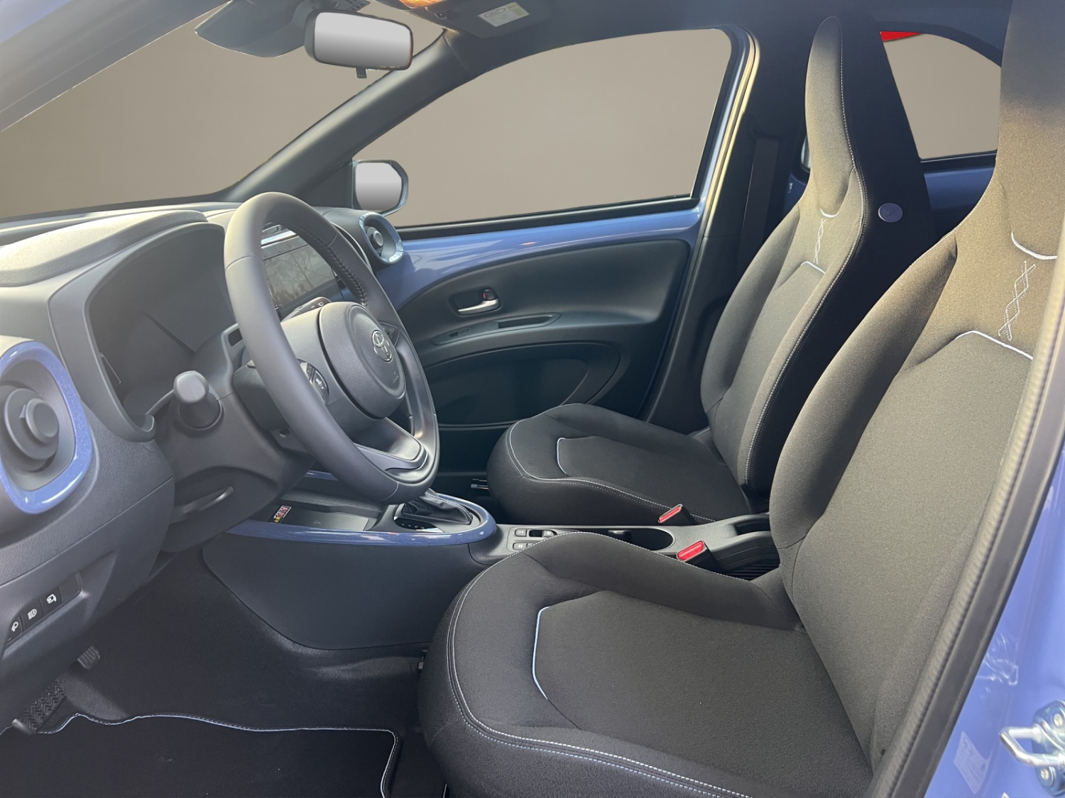 TOYOTA Aygo X 1.5 VVT-i HSD Trend-image-8