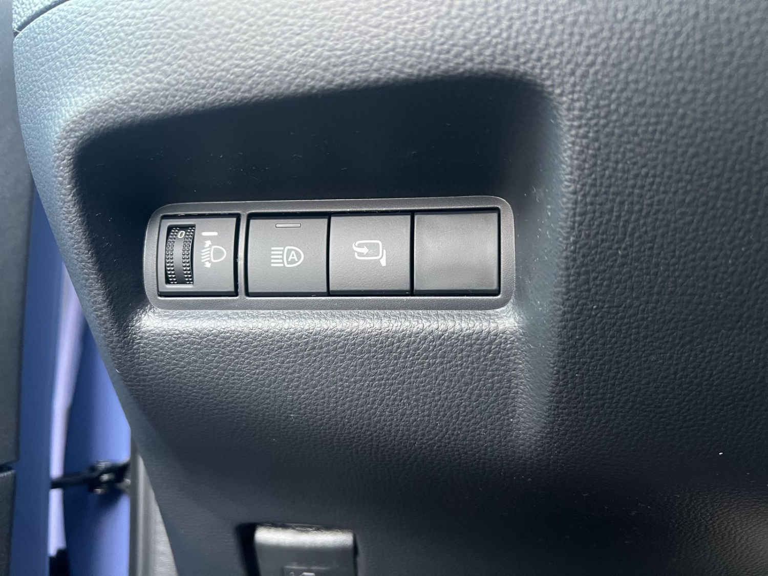 TOYOTA Aygo X 1.5 VVT-i HSD Trend-image-13