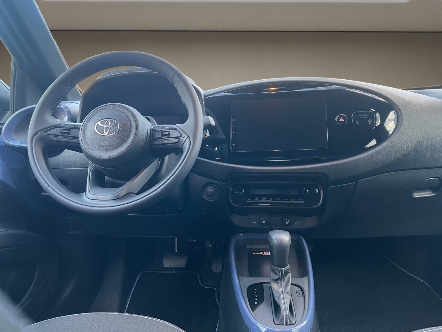 TOYOTA Aygo X 1.5 VVT-i HSD Trend-image-9