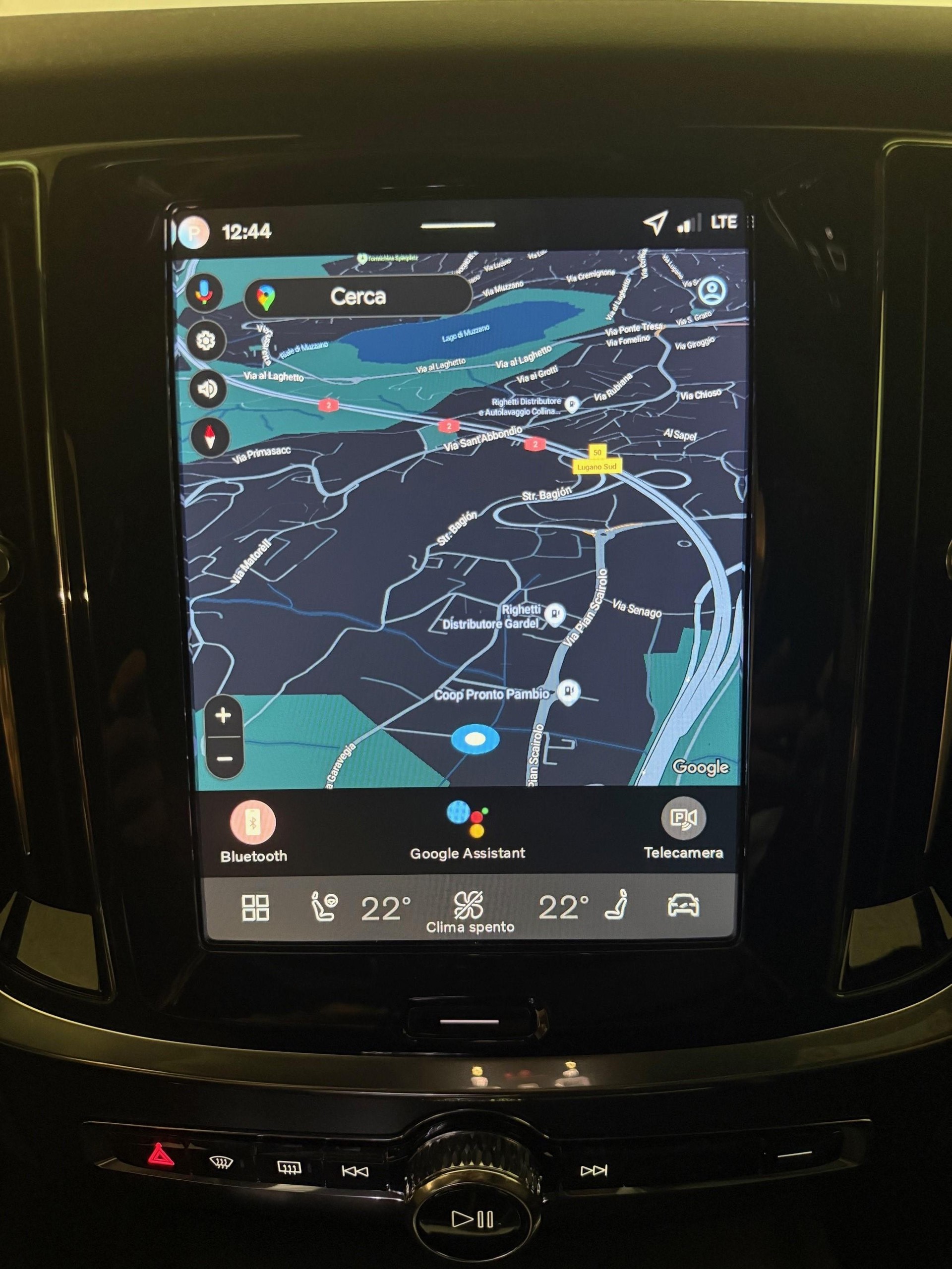VOLVO V60 2.0 B4 Plus Dark-image-11