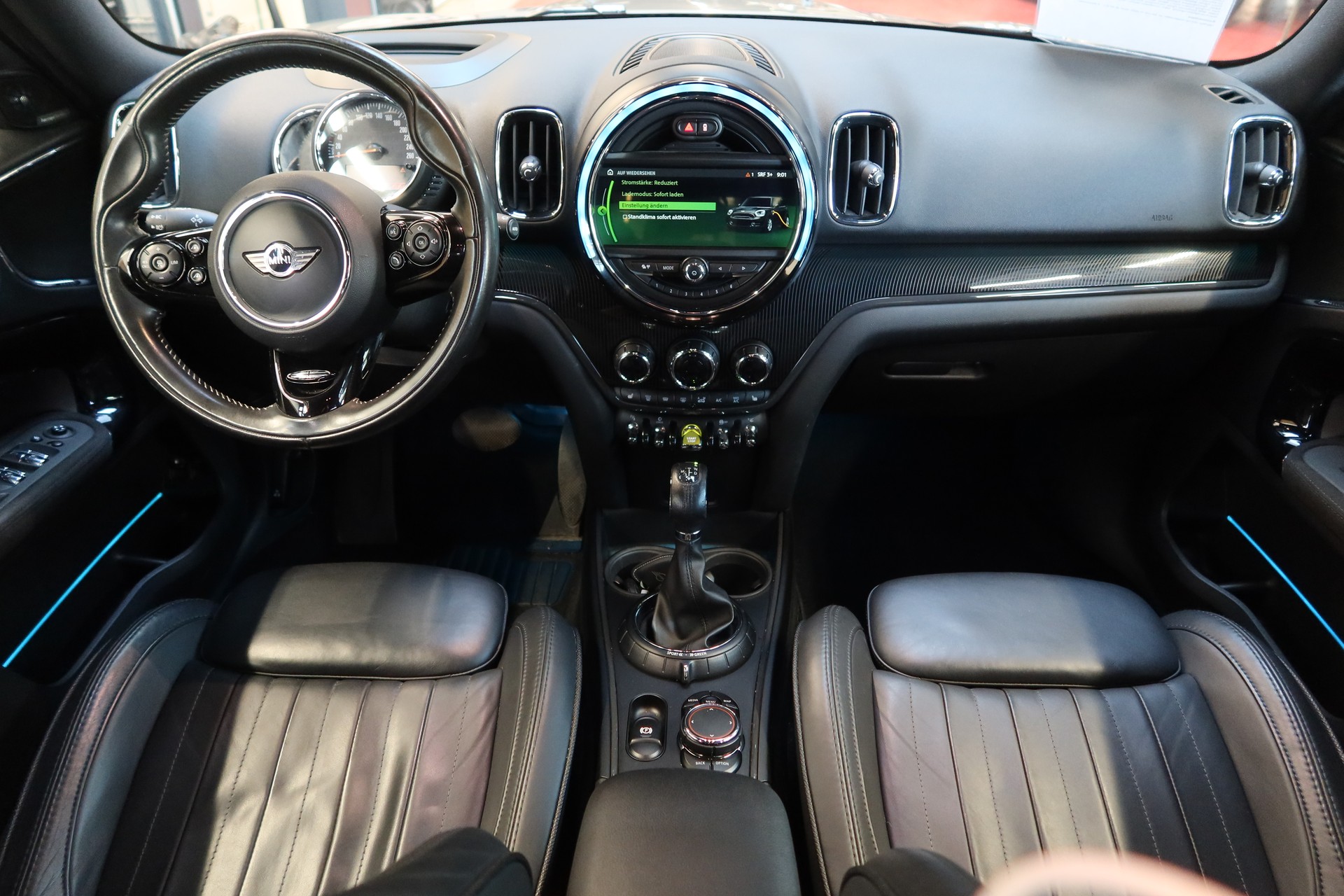 MINI Countryman CooperS E ALL4-image-8
