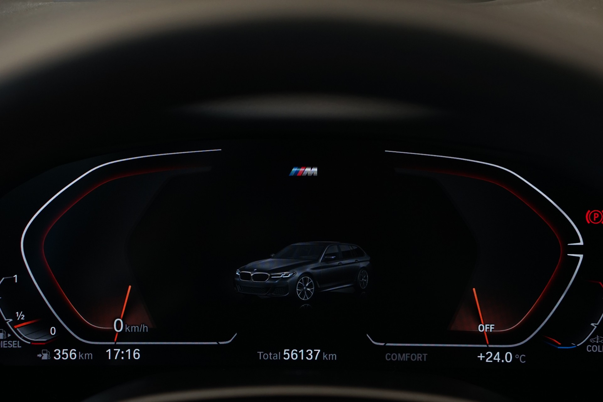 BMW 520d xDrive 48V Touring M Sport Steptronic *CH-Fahrzeug* *Sophistograu*-image-26