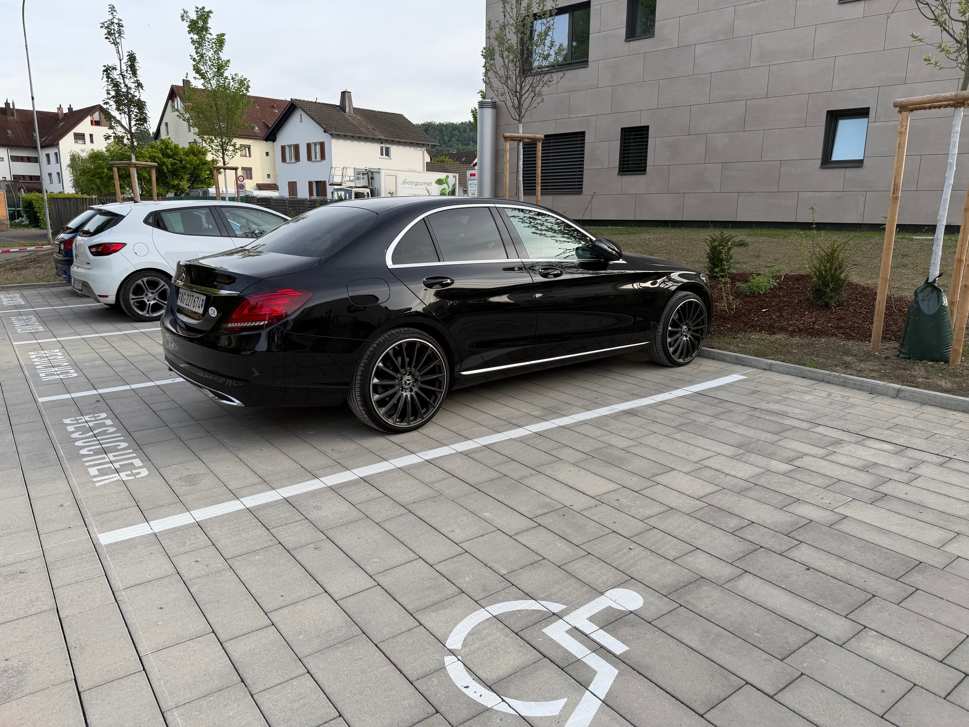 MERCEDES-BENZ C 200-image-5