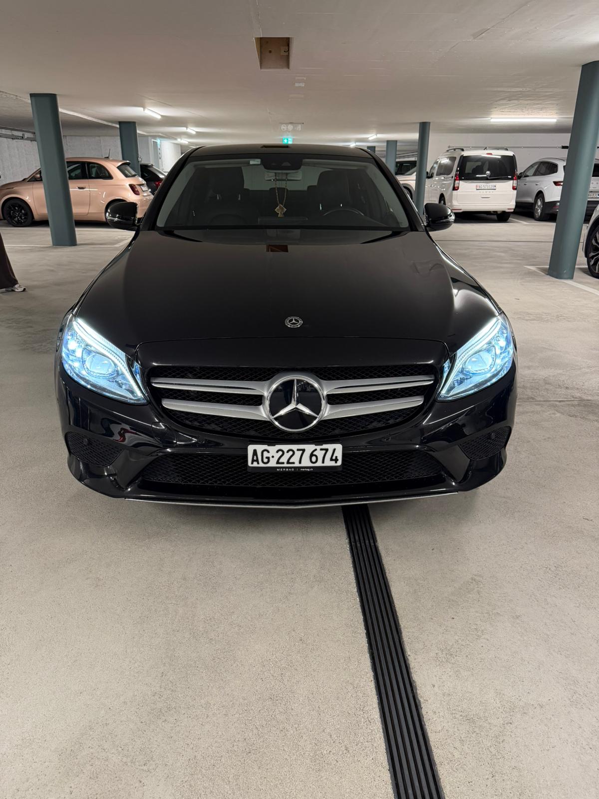 MERCEDES-BENZ C 200-image-0