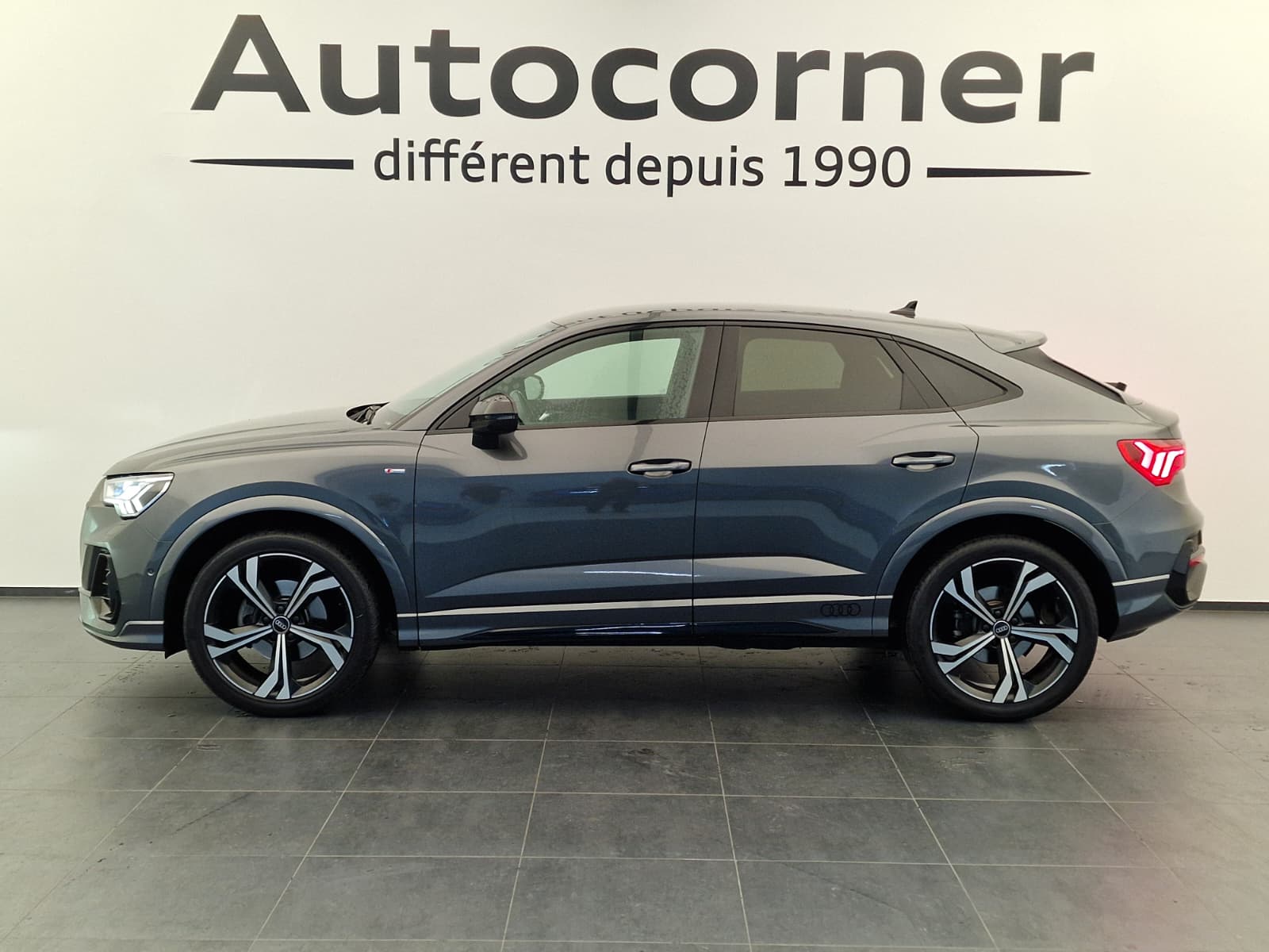 AUDI Q3 Sportback 35 TFSI S line Attraction S-tronic-image-1
