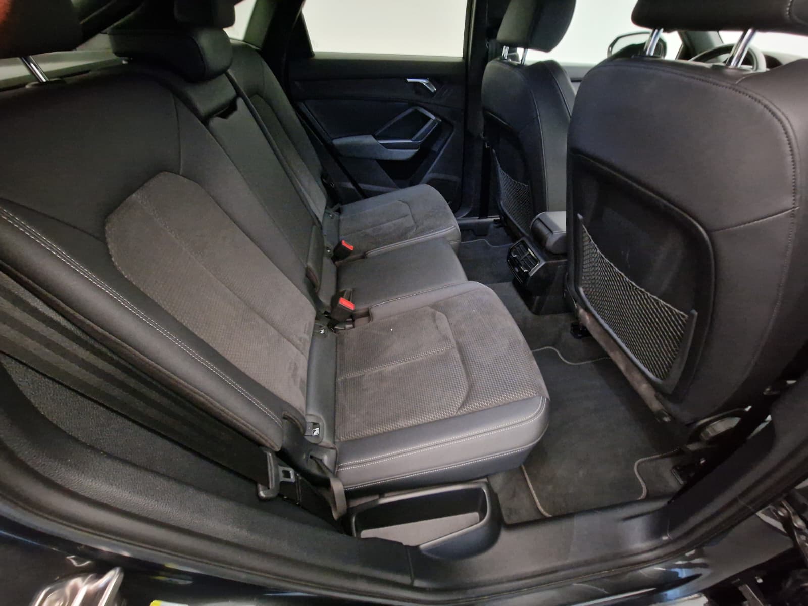 AUDI Q3 Sportback 35 TFSI S line Attraction S-tronic-image-13