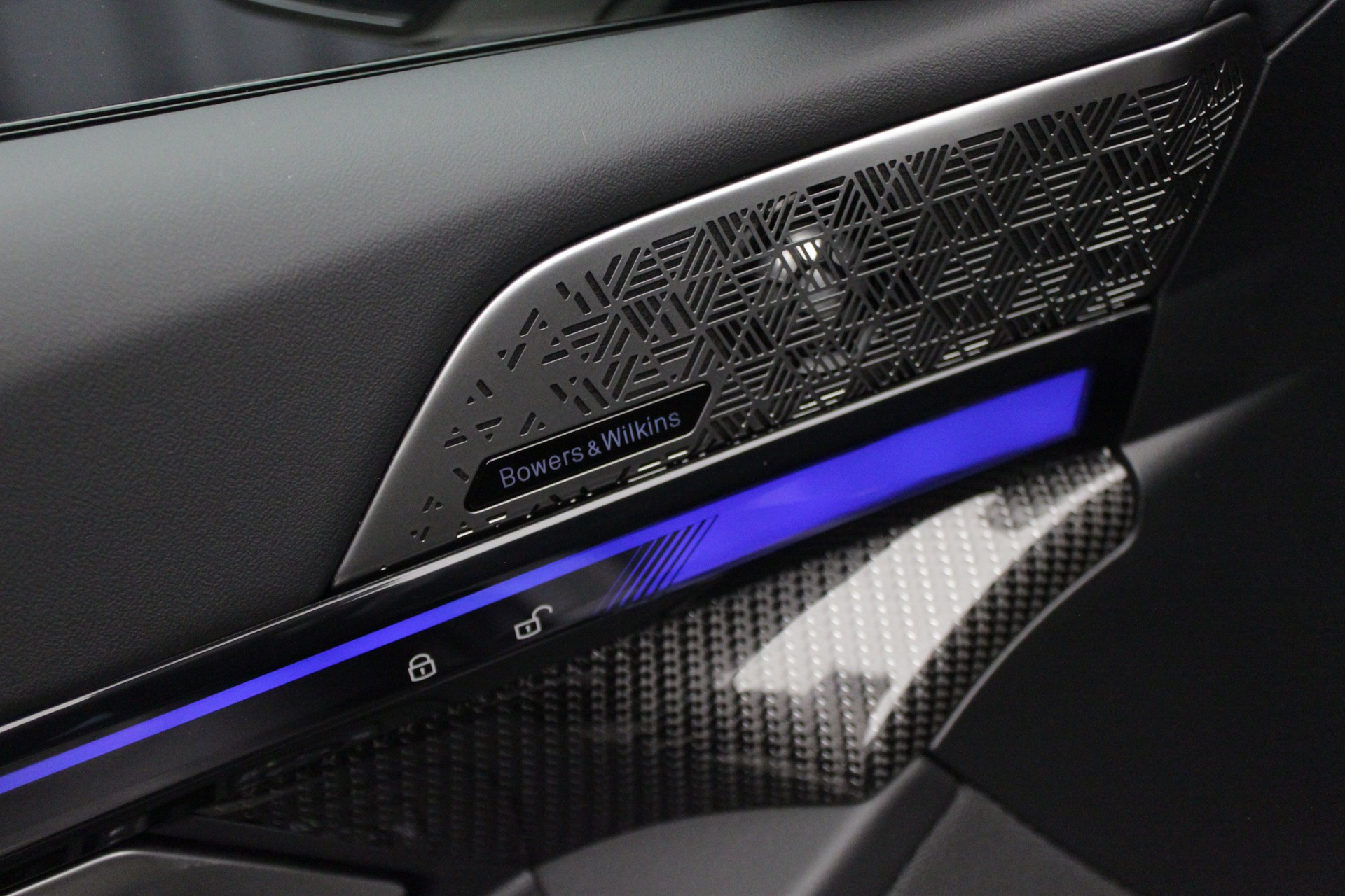 BMW M5 xDrive-image-19