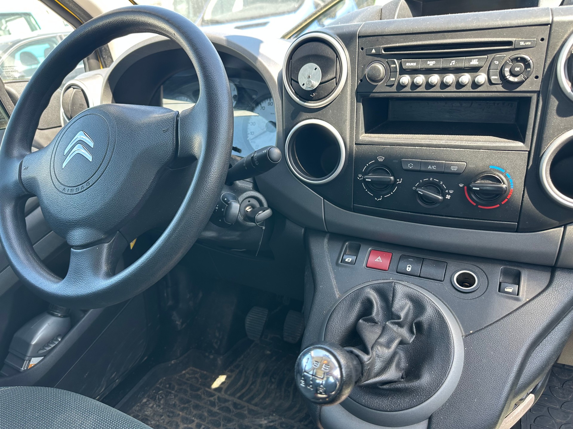 CITROEN Berlingo 1.6 VTi Live-image-1