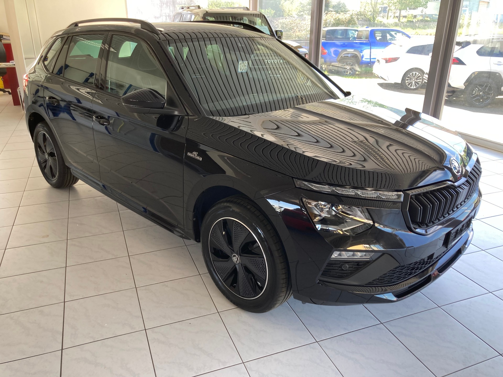 SKODA Kamiq 1.5 TSI Monte Carlo DSG-image-2