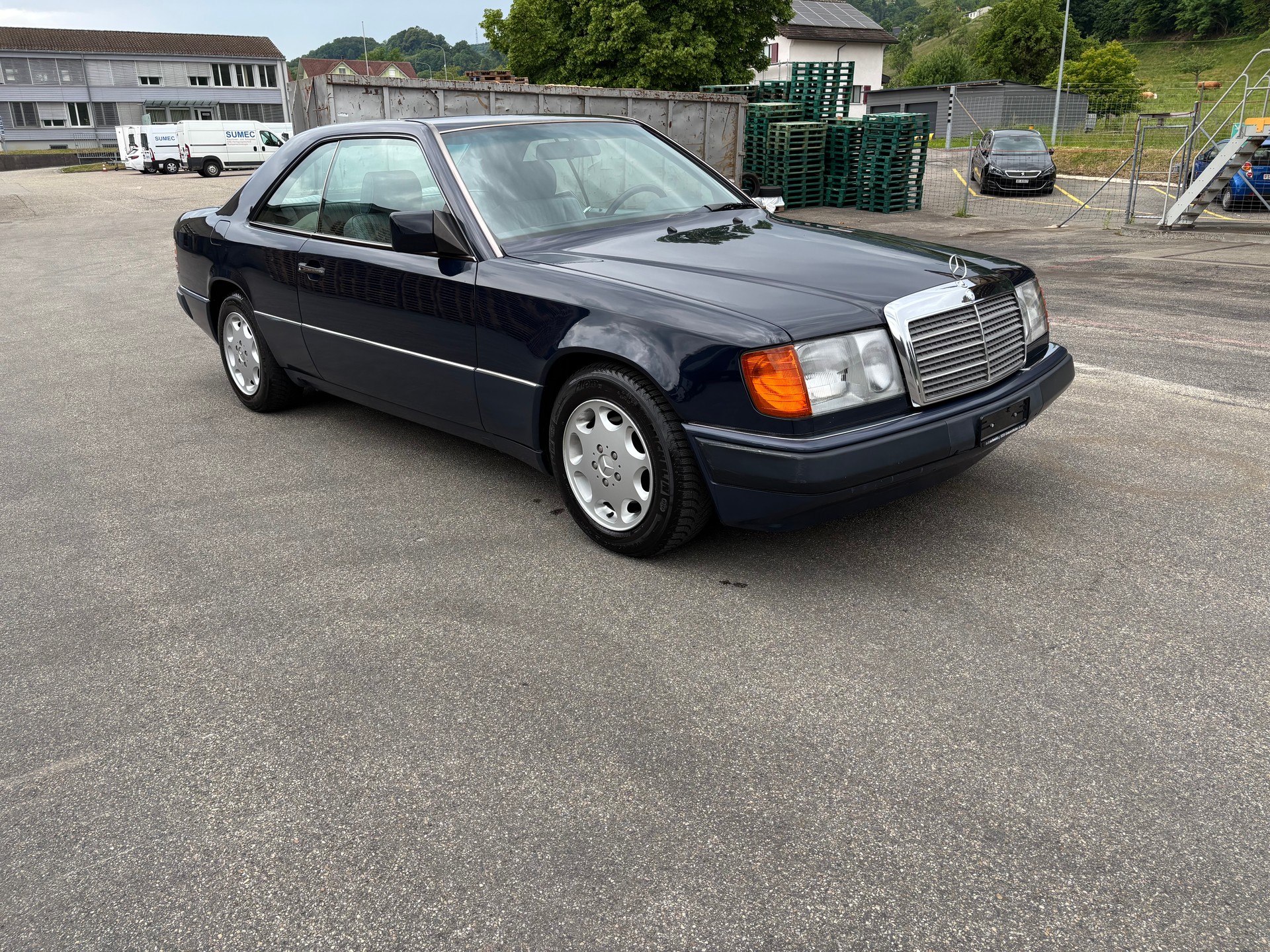 MERCEDES-BENZ 300 CE-image-0