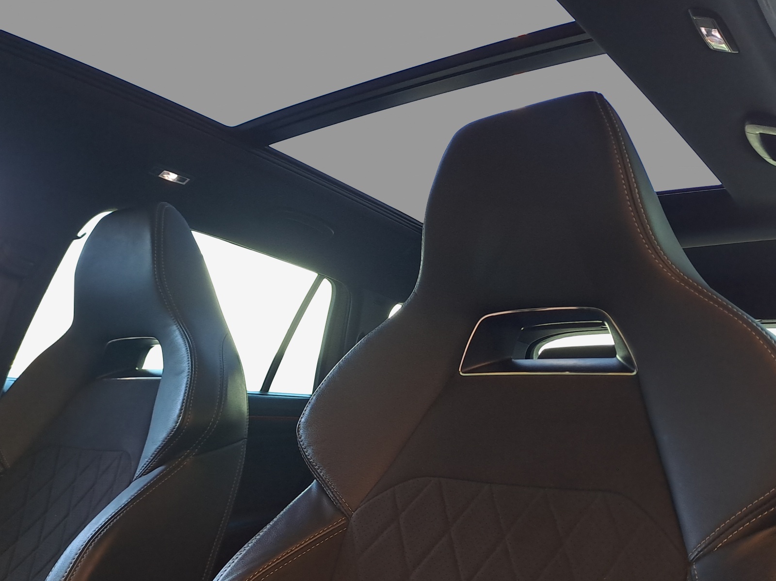SKODA Kodiaq 2.0 TSI 4x4 SportLine-image-14