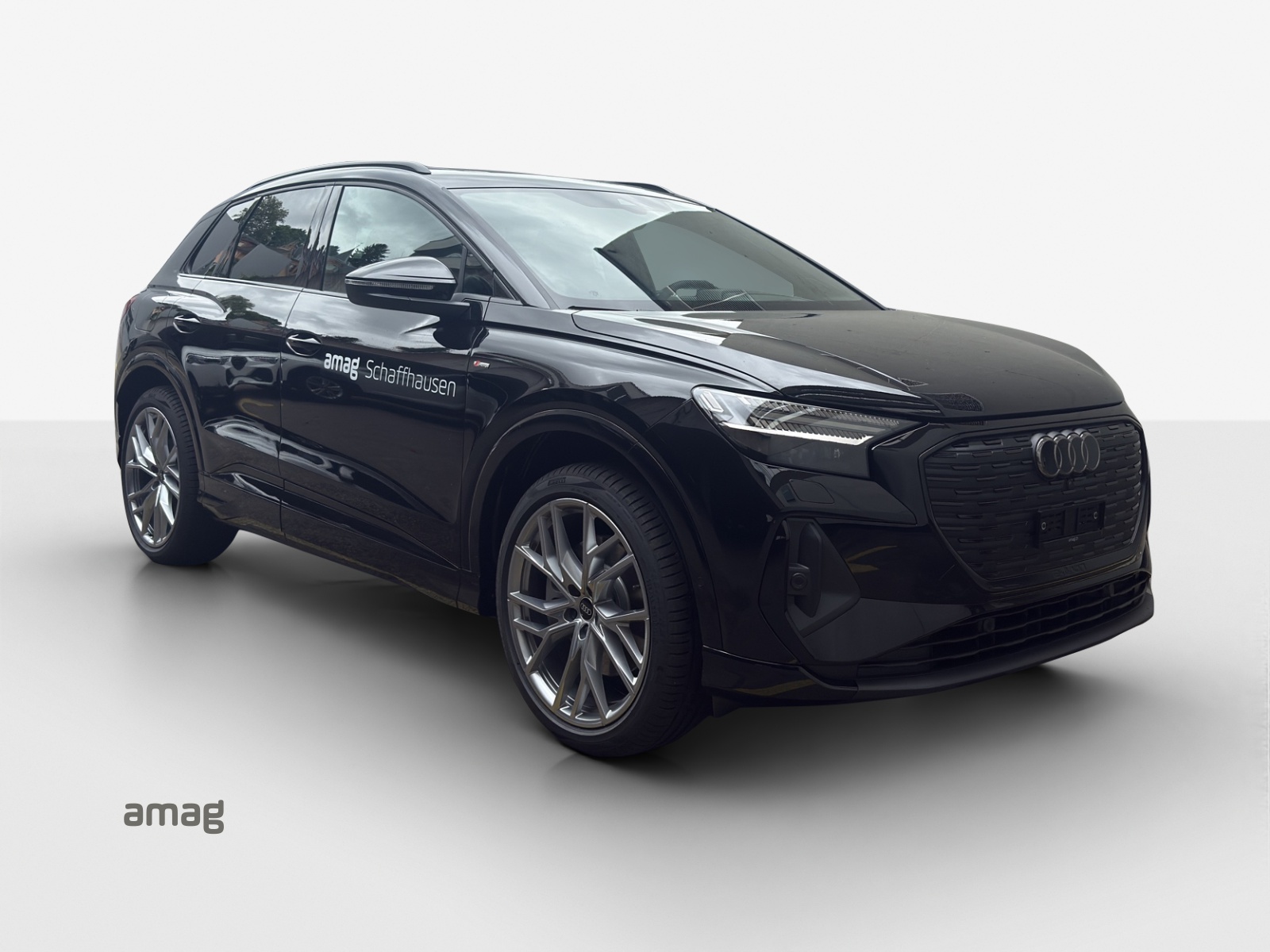 AUDI Q4 e-tron 45 Edition Swiss Ski quattro-image-6
