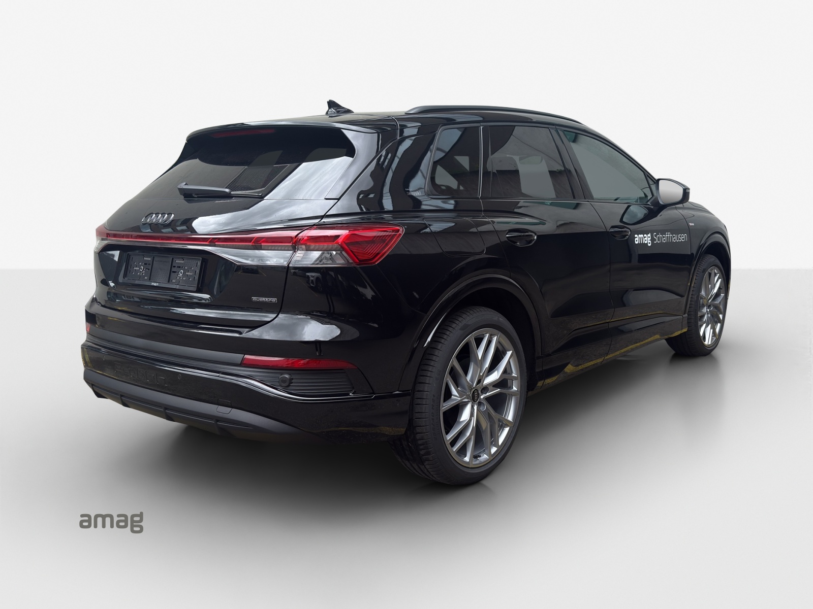 AUDI Q4 e-tron 45 Edition Swiss Ski quattro-image-5