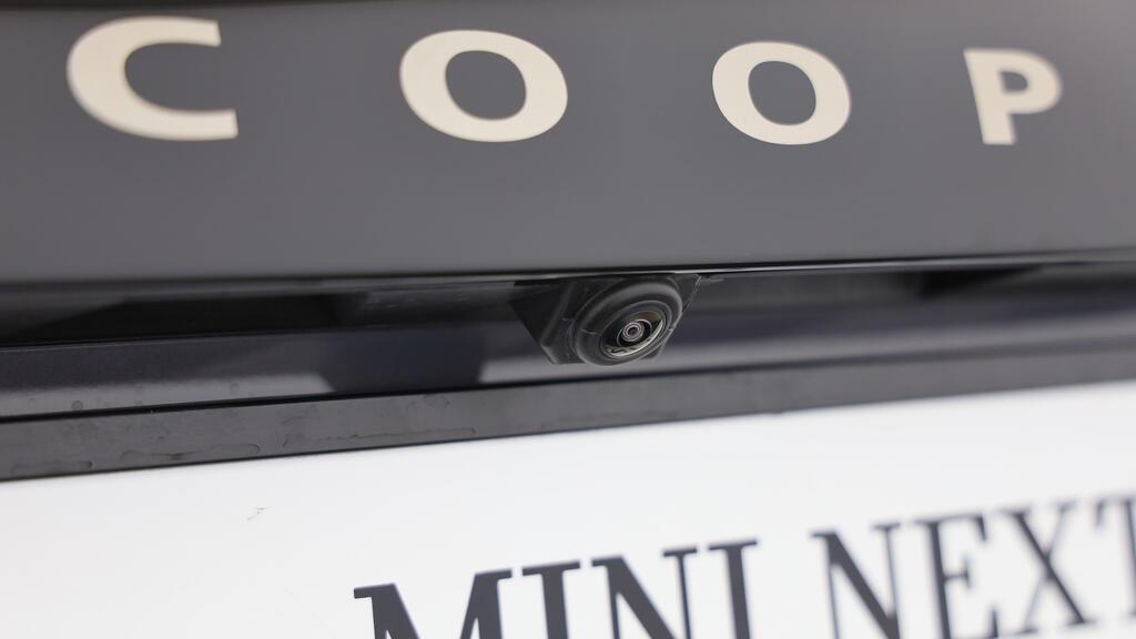 MINI Cooper S Cabrio-image-14