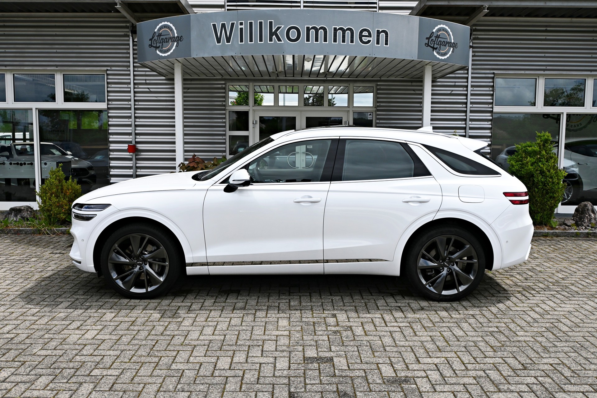 GENESIS GV70 2.2 CRDI Luxury AT8 AWD + (CH Auto) Voll-Ausstattung-image-4