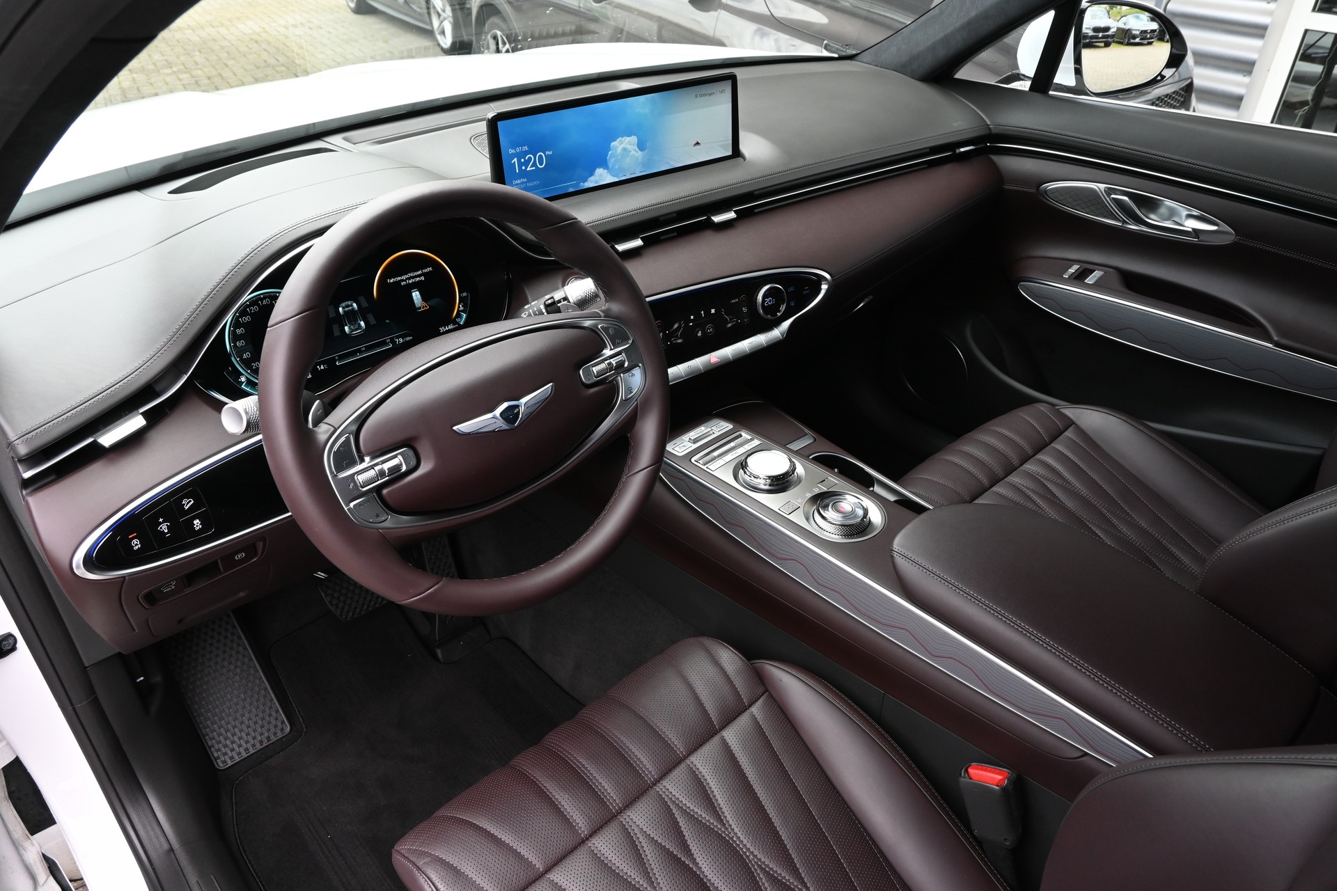 GENESIS GV70 2.2 CRDI Luxury AT8 AWD + (CH Auto) Voll-Ausstattung-image-9
