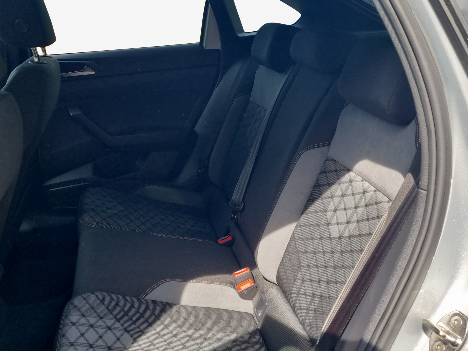 VW Taigo 1.5 TSI R-Line DSG-image-11