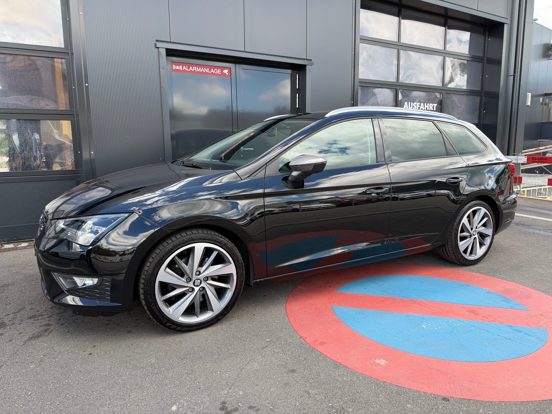 SEAT LEON TDI 2.0 FR-image-2