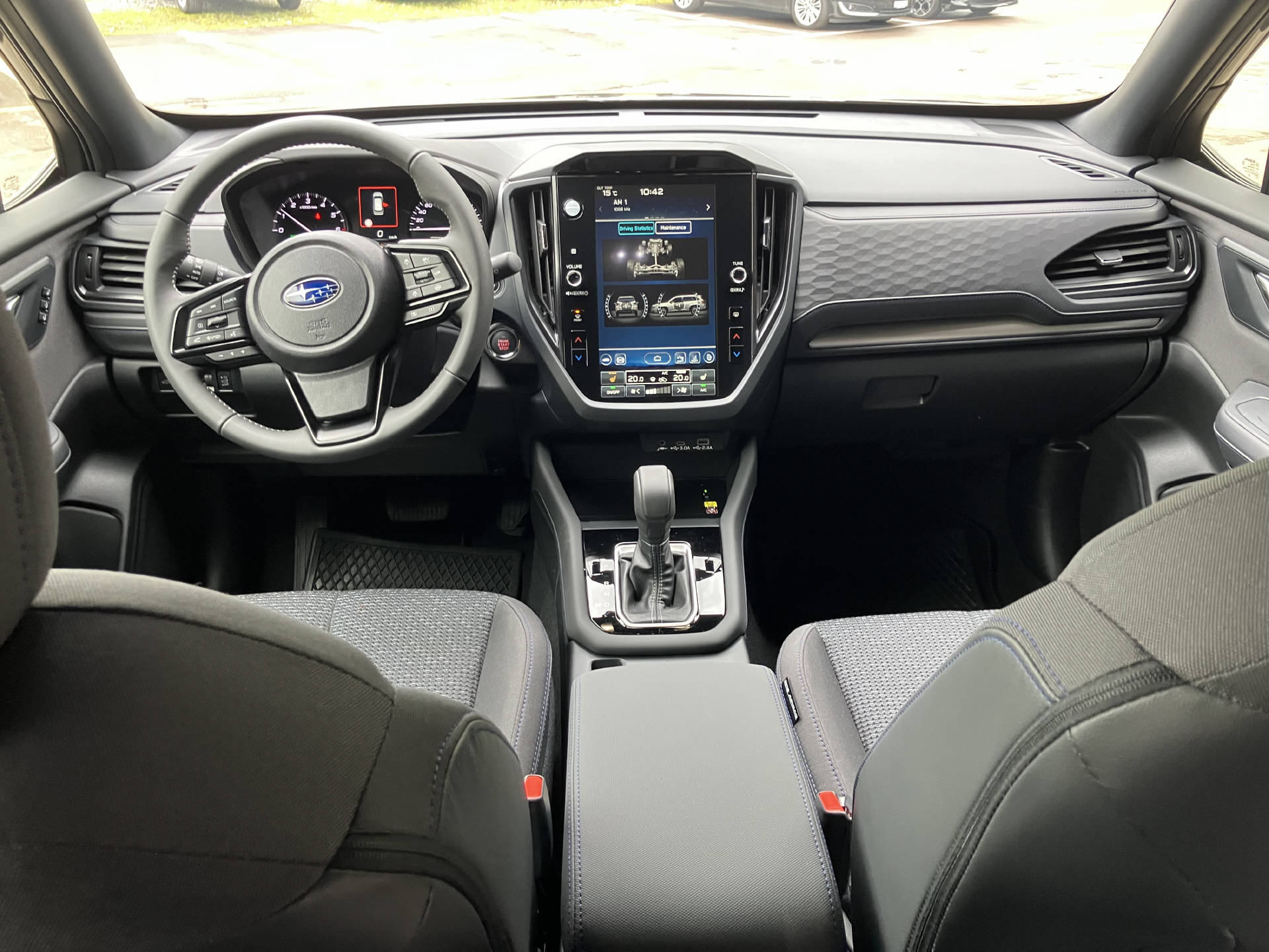 SUBARU Forester Station 2.0i e-Boxer Swiss Plus-image-6