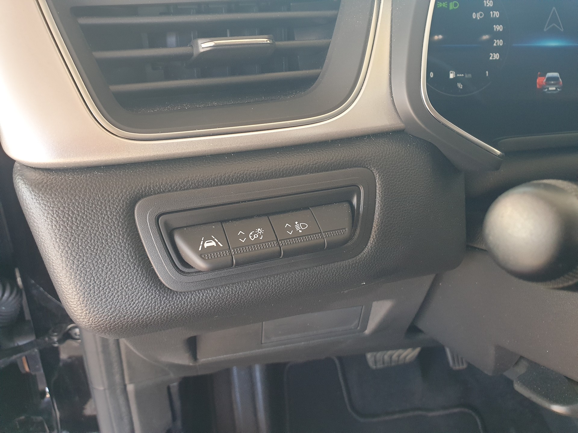 RENAULT Captur 1.3 TCe Techno EDC-image-14