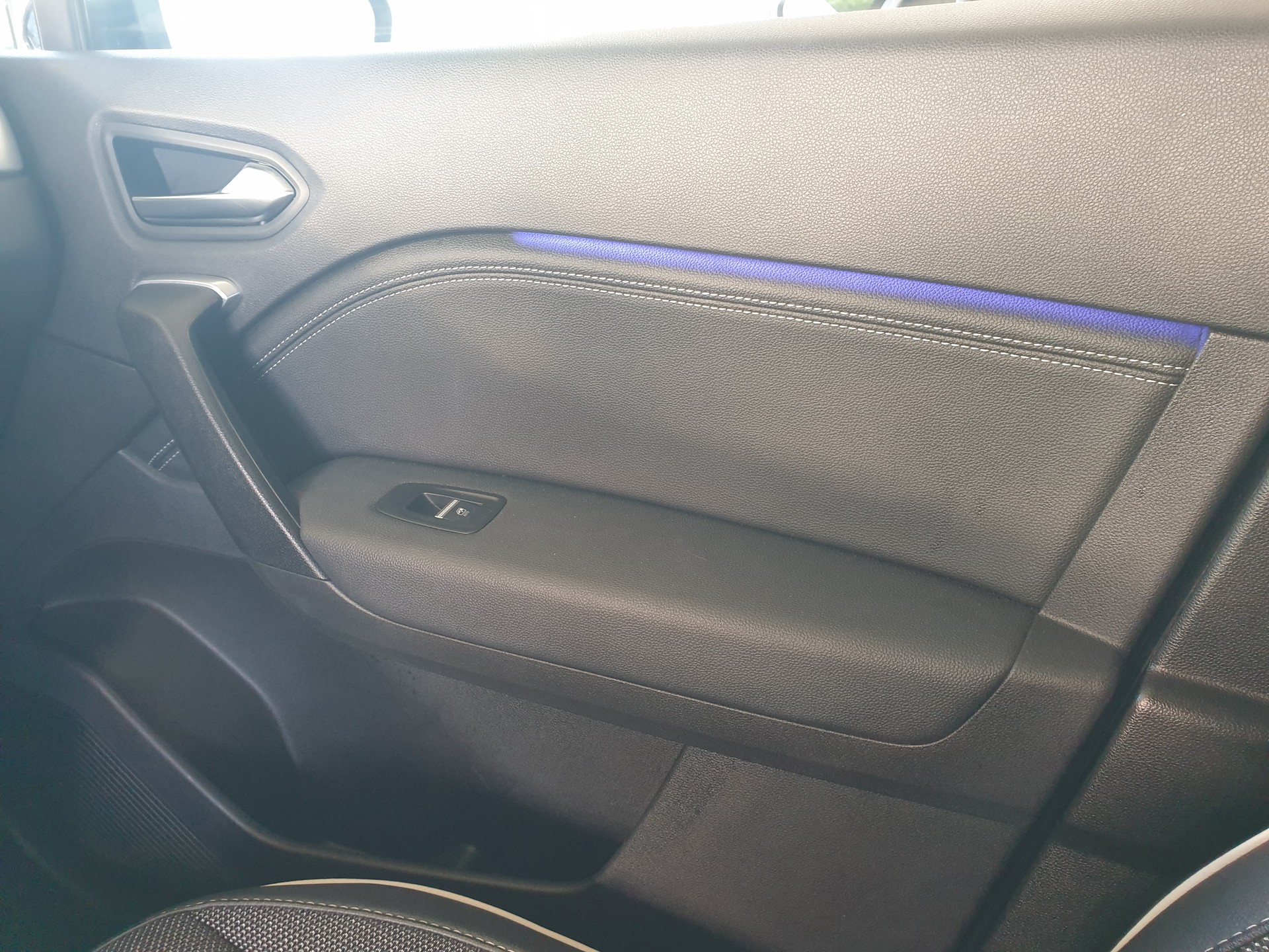 RENAULT Captur 1.3 TCe Techno EDC-image-8