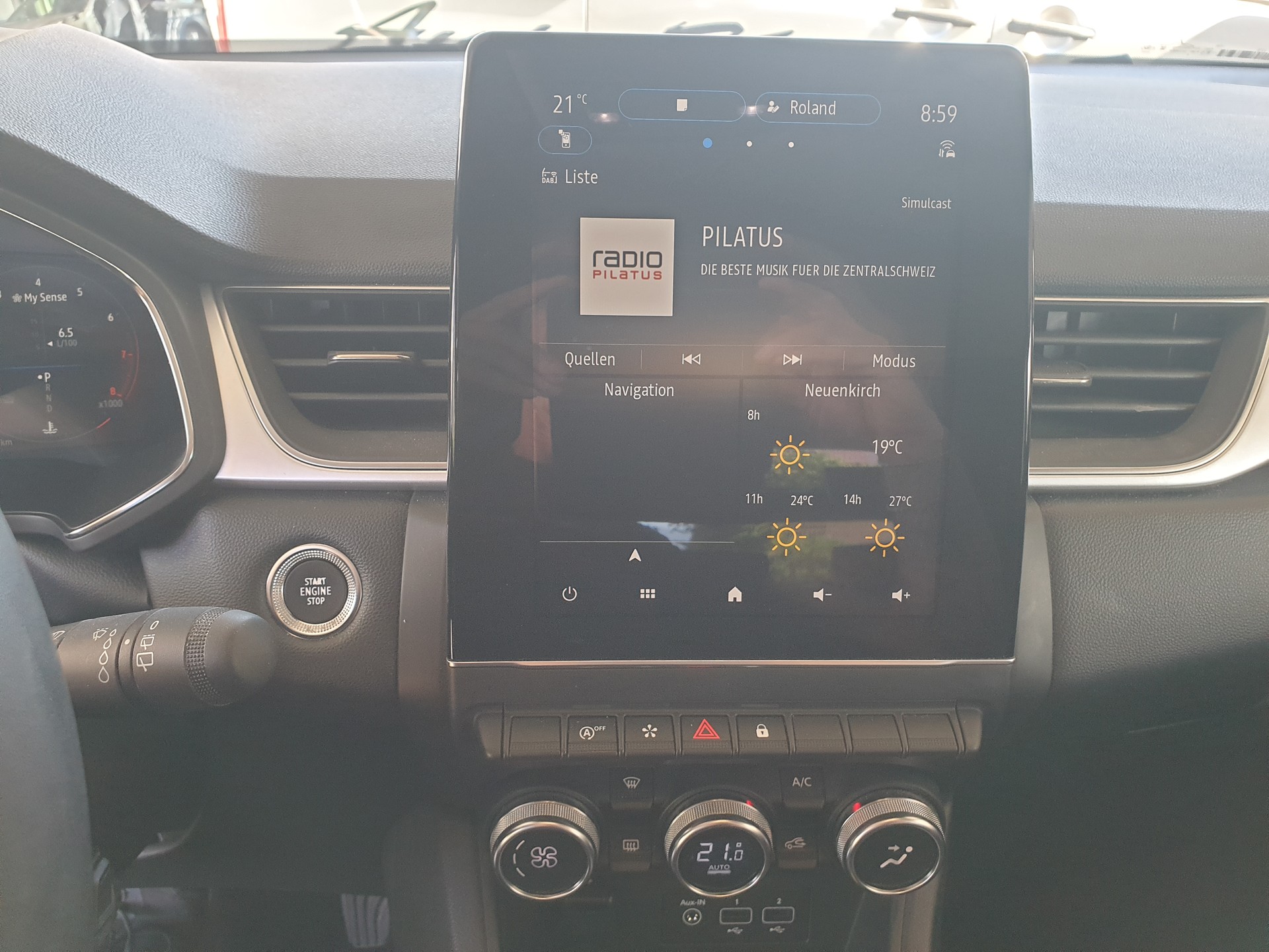 RENAULT Captur 1.3 TCe Techno EDC-image-12
